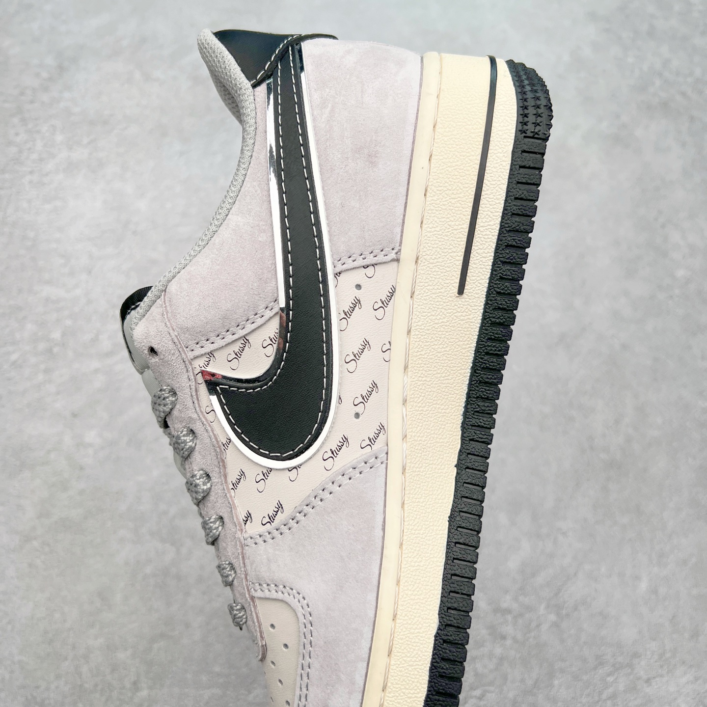 图片[7]-NK Air Force 1´07 Low 空军一号低帮百搭休闲运动板鞋 XZ6188-912 柔软、弹性十足的缓震性能和出色的中底设计 横跨复古与现代的外型结合 造就出风靡全球 三十多年的Force 1 直到今天还深受青睐 尺码：36 36.5 37.5 38 38.5 39 40 40.5 41 42 42.5 43 44 44.5 45-选品中心