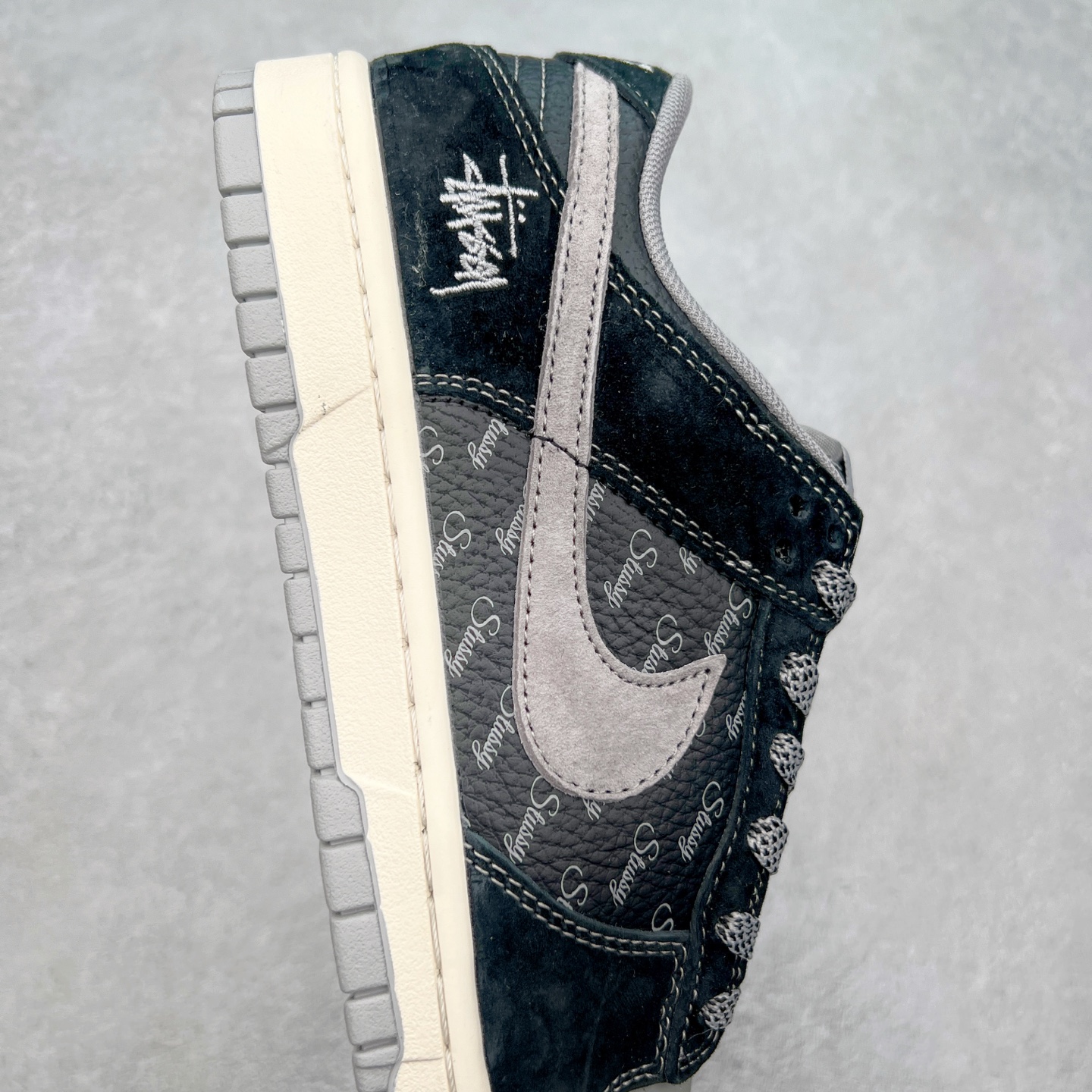 图片[6]-NK Dunk Low 定制配色 XX3186-201 大厂出品 极力推荐 原装头层材料 独家版型蒸餾加工帶來的是更好的视觉和脚感体验大厂纯原品质出货 清洁度 电绣工艺 皮料切割干净无任何毛边 细节完美 尺码：36 36.5 37.5 38 38.5 39 40 40.5 41 42 42.5 43 44 44.5 45-选品中心