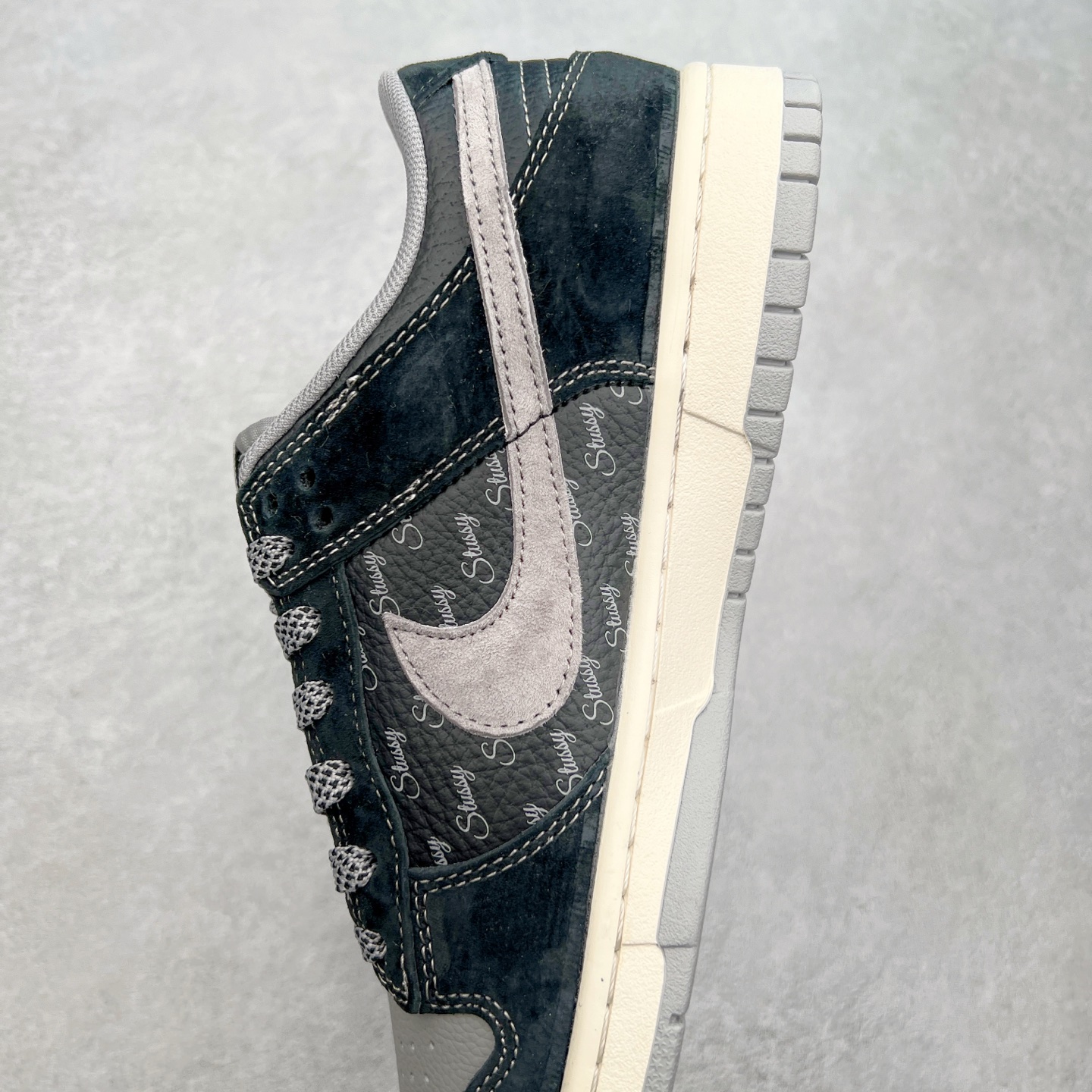 图片[7]-NK Dunk Low 定制配色 XX3186-201 大厂出品 极力推荐 原装头层材料 独家版型蒸餾加工帶來的是更好的视觉和脚感体验大厂纯原品质出货 清洁度 电绣工艺 皮料切割干净无任何毛边 细节完美 尺码：36 36.5 37.5 38 38.5 39 40 40.5 41 42 42.5 43 44 44.5 45-选品中心