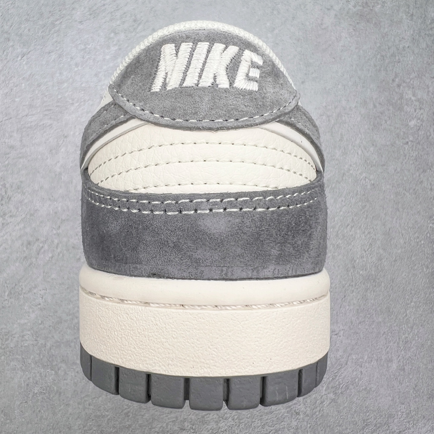 图片[8]-NK Dunk Low 定制配色 YX5066-252 大厂出品 极力推荐 原装头层材料 独家版型蒸餾加工帶來的是更好的视觉和脚感体验大厂纯原品质出货 清洁度 电绣工艺 皮料切割干净无任何毛边 细节完美 尺码：36 36.5 37.5 38 38.5 39 40 40.5 41 42 42.5 43 44 44.5 45-选品中心