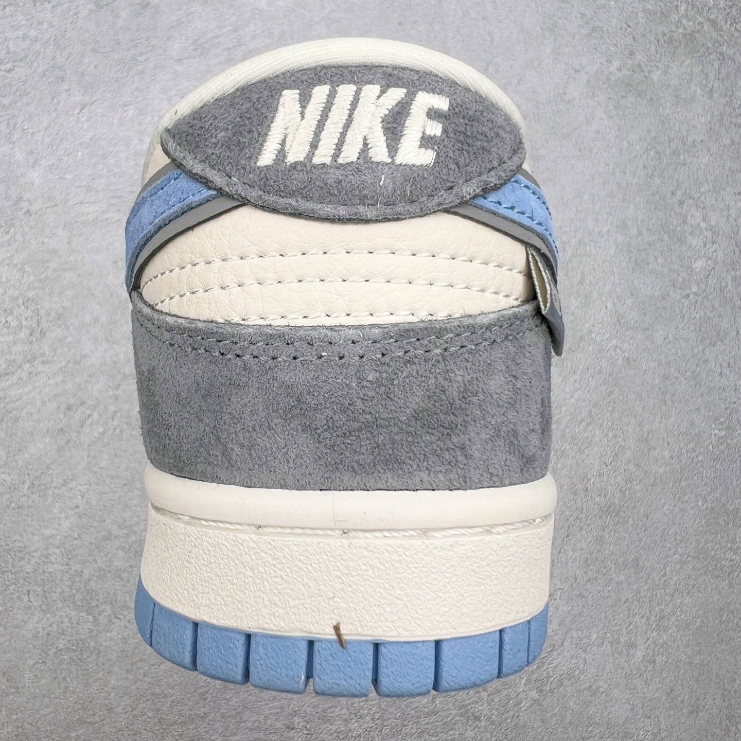 图片[8]-NK Dunk Low 定制配色 KK1333-027 大厂出品 极力推荐 原装头层材料 独家版型蒸餾加工帶來的是更好的视觉和脚感体验大厂纯原品质出货 清洁度 电绣工艺 皮料切割干净无任何毛边 细节完美 尺码：36 36.5 37.5 38 38.5 39 40 40.5 41 42 42.5 43 44 44.5 45-选品中心