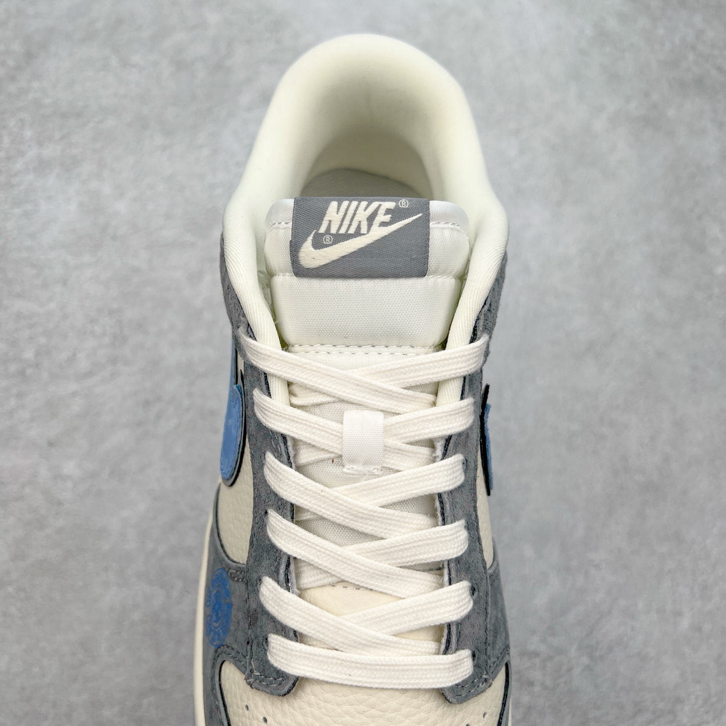 图片[5]-NK Dunk Low 定制配色 KK1333-027 大厂出品 极力推荐 原装头层材料 独家版型蒸餾加工帶來的是更好的视觉和脚感体验大厂纯原品质出货 清洁度 电绣工艺 皮料切割干净无任何毛边 细节完美 尺码：36 36.5 37.5 38 38.5 39 40 40.5 41 42 42.5 43 44 44.5 45-选品中心