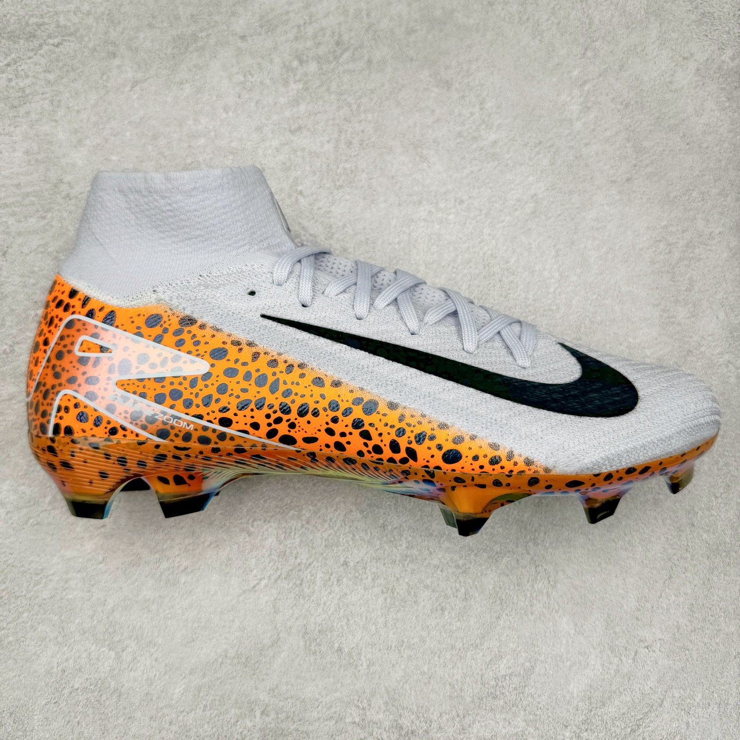 NK Mercurial Vapor Elite 刺客系列实战足球鞋 原代工厂出品 全进口机台生产设备 百分百采用优质原材料 严格按照工艺流程生产 确保每一双鞋都符合原厂标准 确保与原版无二 打造最纯粹的实战体验 高端的东西 品质全在细节里 全网品质最强足球鞋 没有之一（支持高强度实战）尺码：35 36 36.5 37.5 38 38.5 39 40 40.5 41 42 42.5 43 44 44.5 45-选品中心