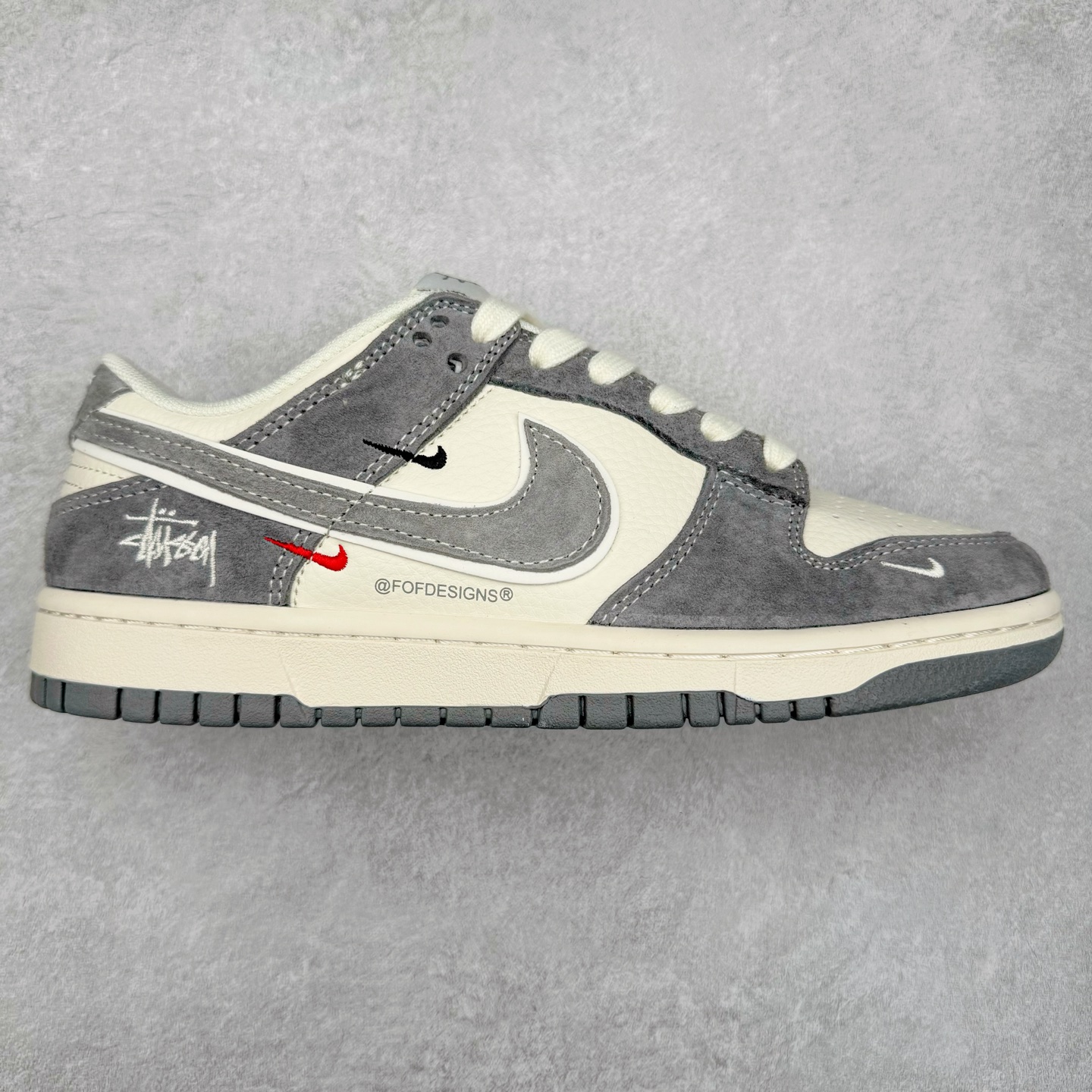 NK Dunk Low 定制配色 YX5066-252 大厂出品 极力推荐 原装头层材料 独家版型蒸餾加工帶來的是更好的视觉和脚感体验大厂纯原品质出货 清洁度 电绣工艺 皮料切割干净无任何毛边 细节完美 尺码：36 36.5 37.5 38 38.5 39 40 40.5 41 42 42.5 43 44 44.5 45-选品中心