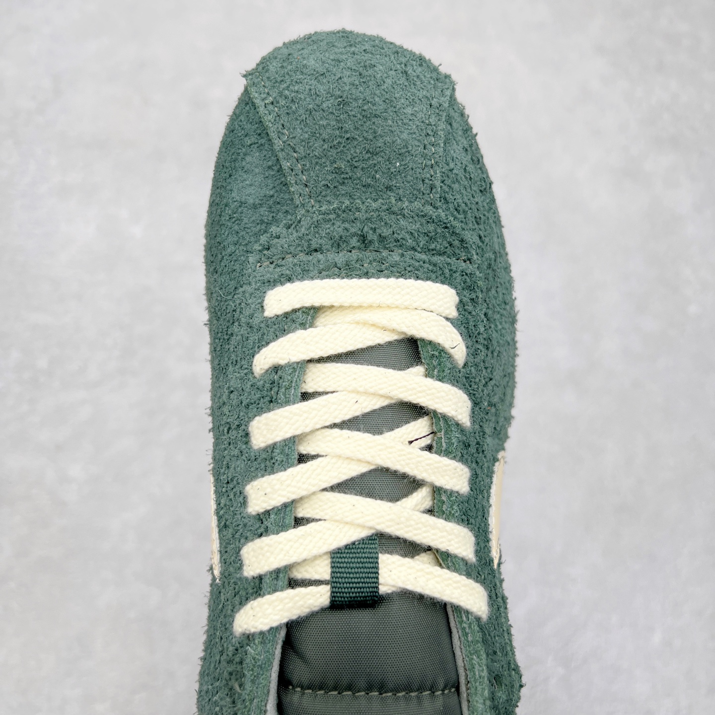 图片[4]-NK Classic Cortez Leather 阿甘复古初代皮革慢跑鞋 实体平台指令订单 全套原纸板楦头开发 原厂数据大底磨具 一比一鞋头弧度高度鞋身弧度 细节品控鞋型随意对比 正确烫金高频细节 公司级标准检验QC 区分市面一切版本 完美复刻阿甘复古鞋型 尺码：35.5 36 36.5 37.5 38 38.5 39 40 40.5 41 42 42.5 43 44 45-选品中心