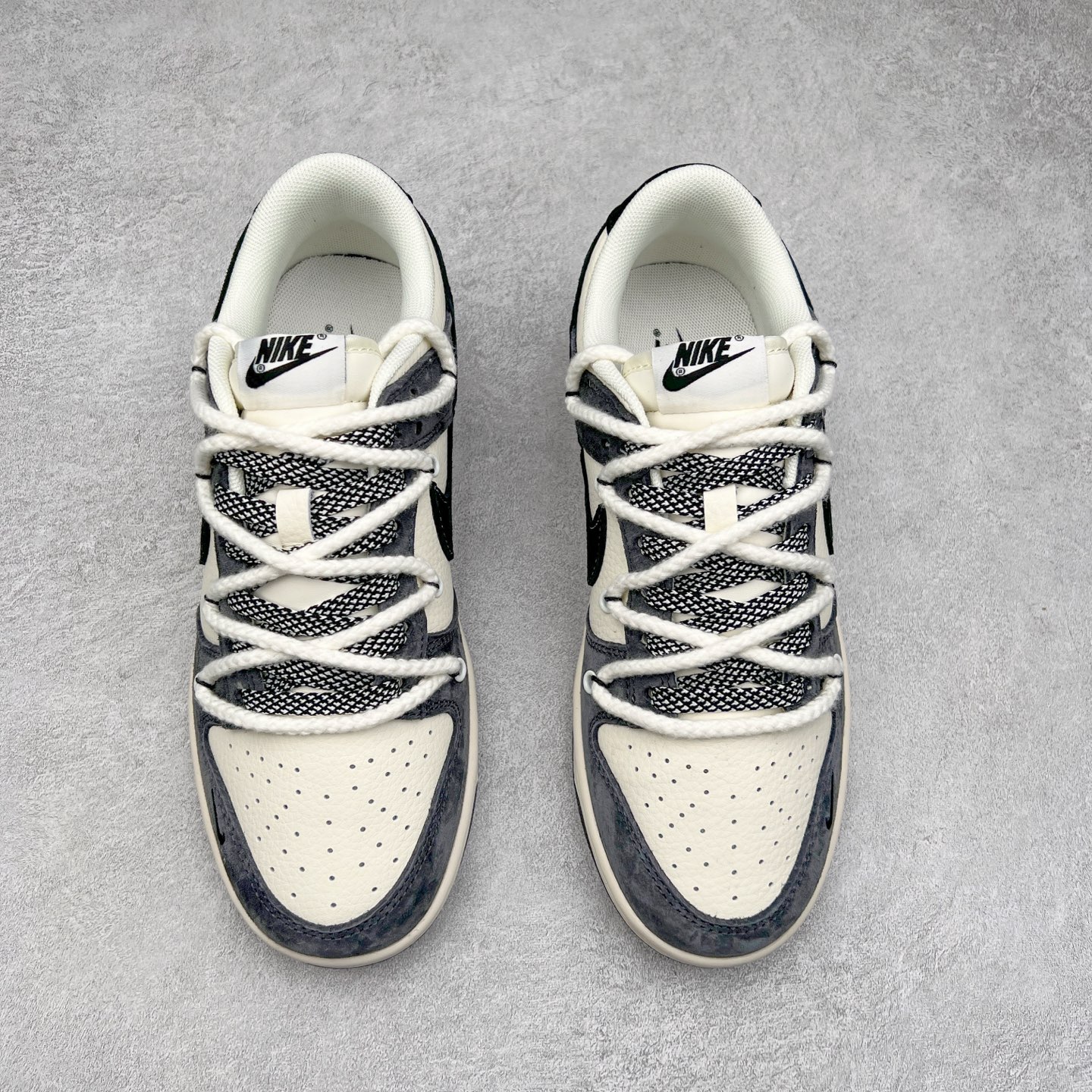 图片[2]-NK Dunk Low 定制配色 YX5066-246 大厂出品 极力推荐 原装头层材料 独家版型蒸餾加工帶來的是更好的视觉和脚感体验大厂纯原品质出货 清洁度 电绣工艺 皮料切割干净无任何毛边 细节完美 尺码：36 36.5 37.5 38 38.5 39 40 40.5 41 42 42.5 43 44 44.5 45-选品中心
