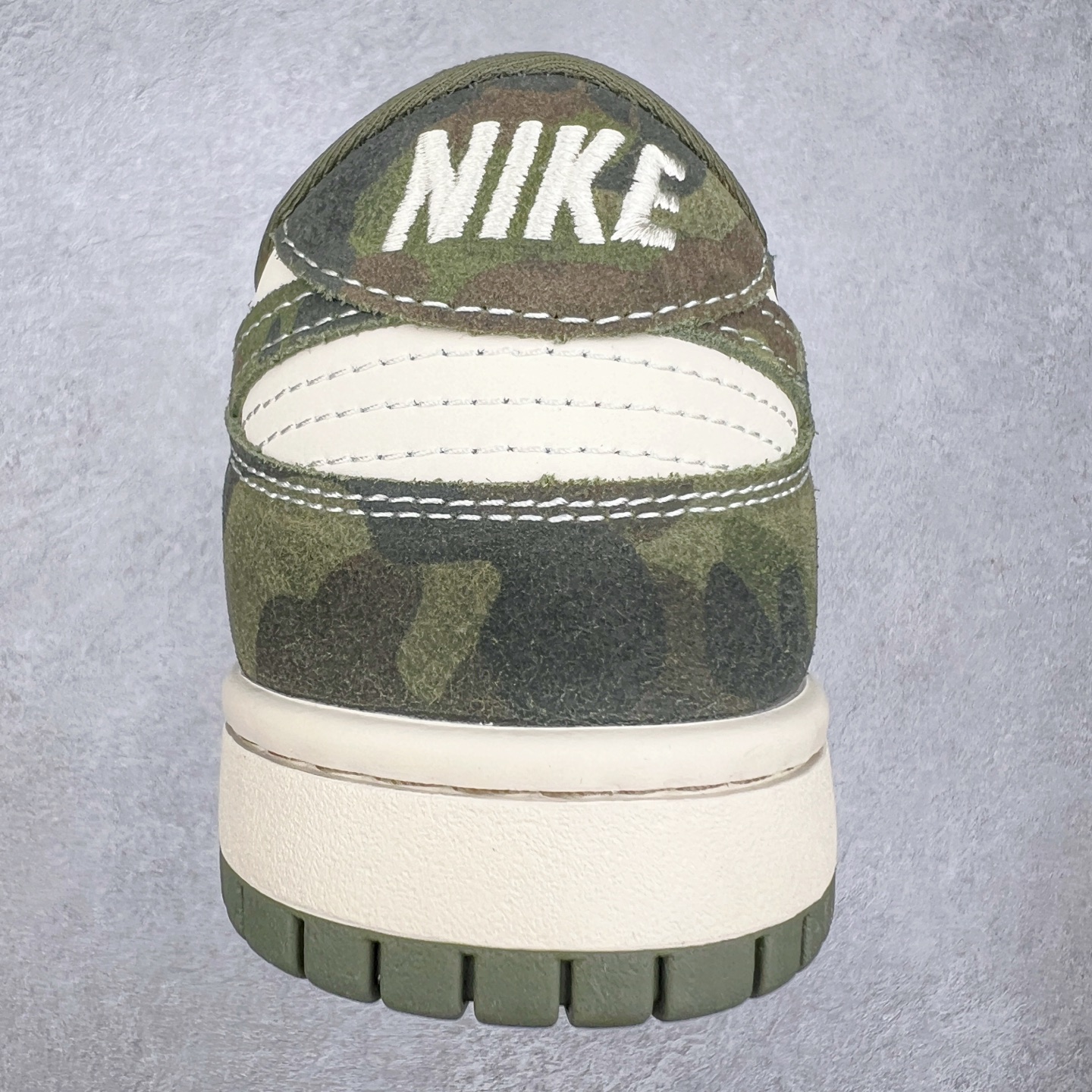 图片[8]-NK Dunk Low 定制配色 CH6336-230 大厂出品 极力推荐 原装头层材料 独家版型蒸餾加工帶來的是更好的视觉和脚感体验大厂纯原品质出货 清洁度 电绣工艺 皮料切割干净无任何毛边 细节完美 尺码：36 36.5 37.5 38 38.5 39 40 40.5 41 42 42.5 43 44 44.5 45-选品中心
