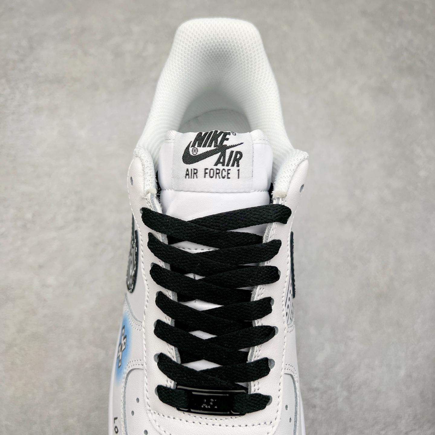 图片[5]-NK Air Force 1´07 Low 空军一号低帮百搭休闲运动板鞋 CW2288-228 柔软、弹性十足的缓震性能和出色的中底设计 横跨复古与现代的外型结合 造就出风靡全球 三十多年的Force 1 直到今天还深受青睐 尺码：36 36.5 37.5 38 38.5 39 40 40.5 41 42 42.5 43 44 44.5 45-选品中心