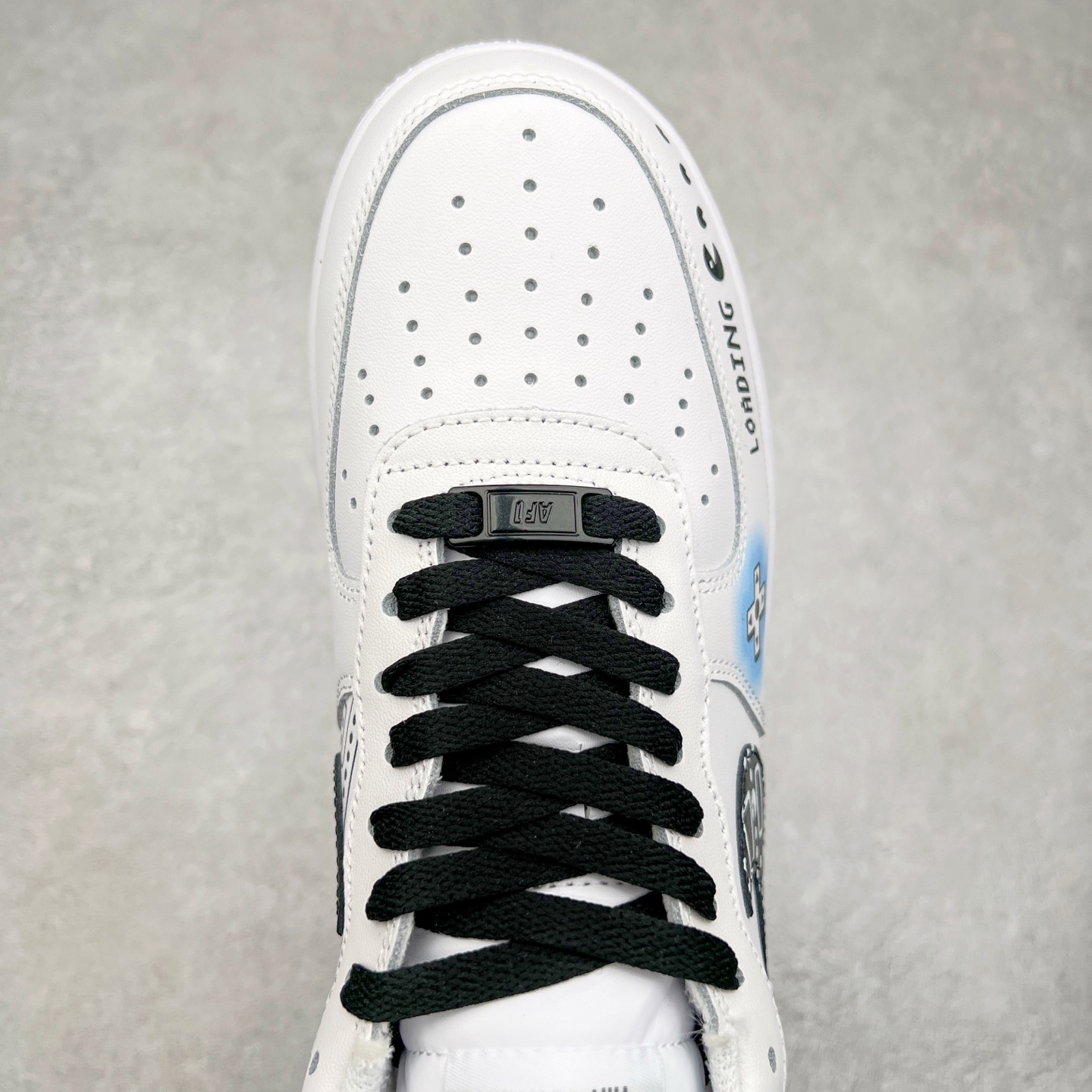 图片[4]-NK Air Force 1´07 Low 空军一号低帮百搭休闲运动板鞋 CW2288-228 柔软、弹性十足的缓震性能和出色的中底设计 横跨复古与现代的外型结合 造就出风靡全球 三十多年的Force 1 直到今天还深受青睐 尺码：36 36.5 37.5 38 38.5 39 40 40.5 41 42 42.5 43 44 44.5 45-选品中心