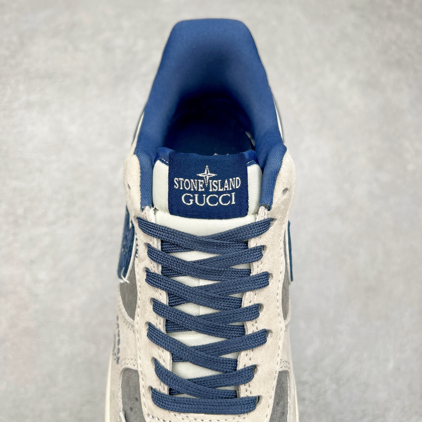 图片[5]-NK Air Force 1´07 Low 空军一号低帮百搭休闲运动板鞋 KK1988-053 柔软、弹性十足的缓震性能和出色的中底设计 横跨复古与现代的外型结合 造就出风靡全球 三十多年的Force 1 直到今天还深受青睐 尺码：36 36.5 37.5 38 38.5 39 40 40.5 41 42 42.5 43 44 44.5 45-选品中心