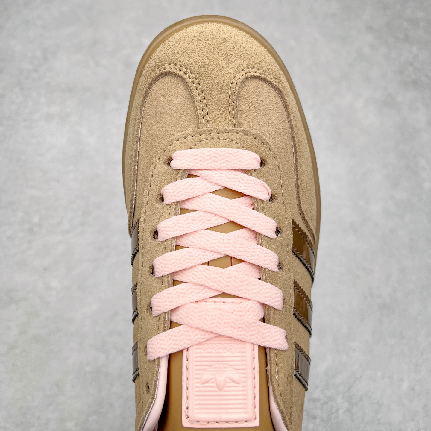 图片[4]-AD Gazelle Indoor Trainers 羚羊内训系列低帮复古百搭休闲运动德训风板鞋 JR8028 90年代经典的复刻版！自60年代以足球训练鞋面世以来,Gazelle就以其经典设计席卷全球。1991年版本的复刻,再造经典Gazelle。采用皮革打造,搭配浊色细节,让这款经典更加简约。尺码：36 36⅔ 37⅓ 38 38⅔ 39⅓ 40 40⅔ 41⅓ 42 42⅔ 43⅓ 44 45-选品中心