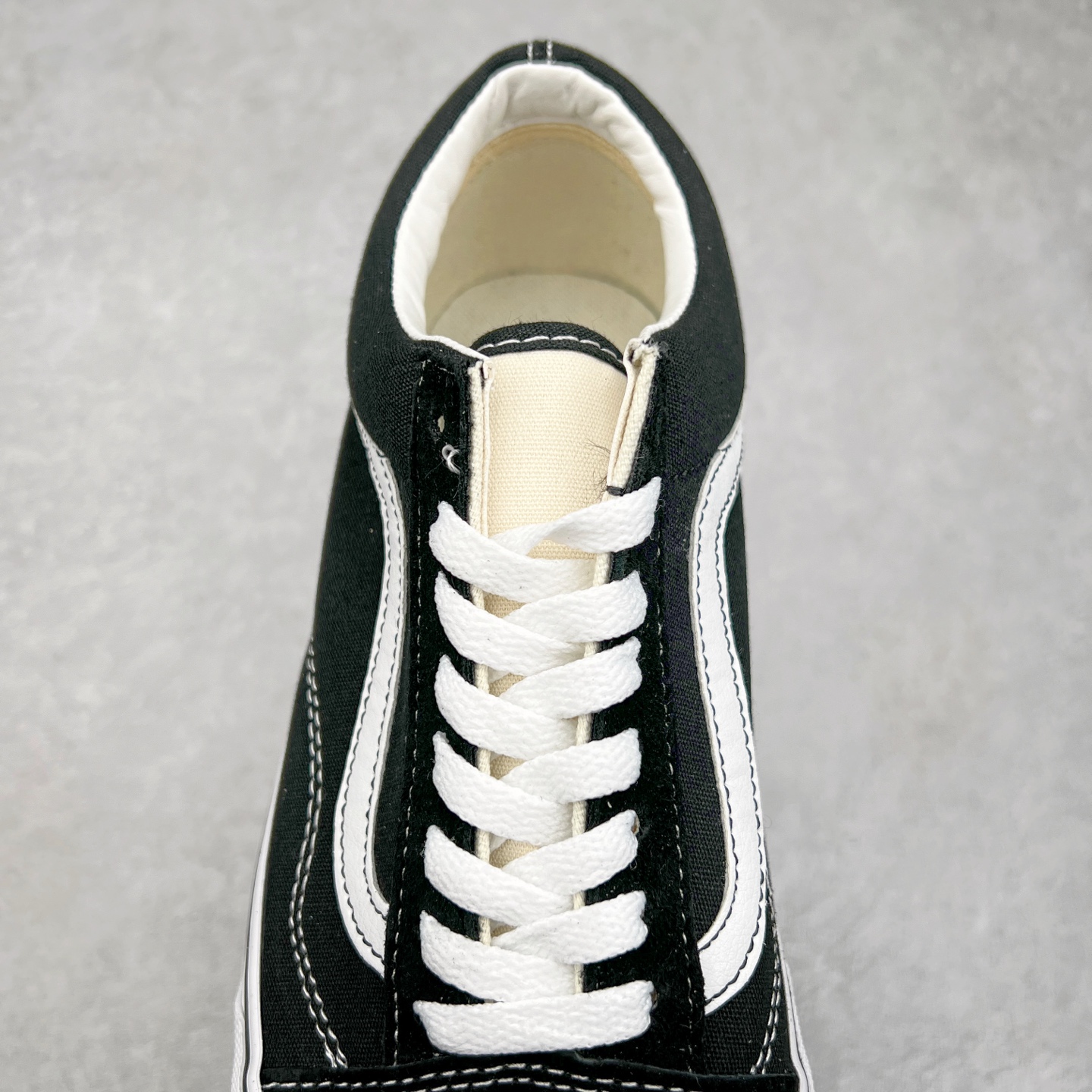 图片[5]-＃特价福利 Vans Authentic 和平鸽 经典黑白帆布拼接低帮运动板鞋 货号：VN000CR5BPB1 尺码：35 36 36.5 37 38 38.5 39 40 40.5 41 42 42.5 43 44-选品中心