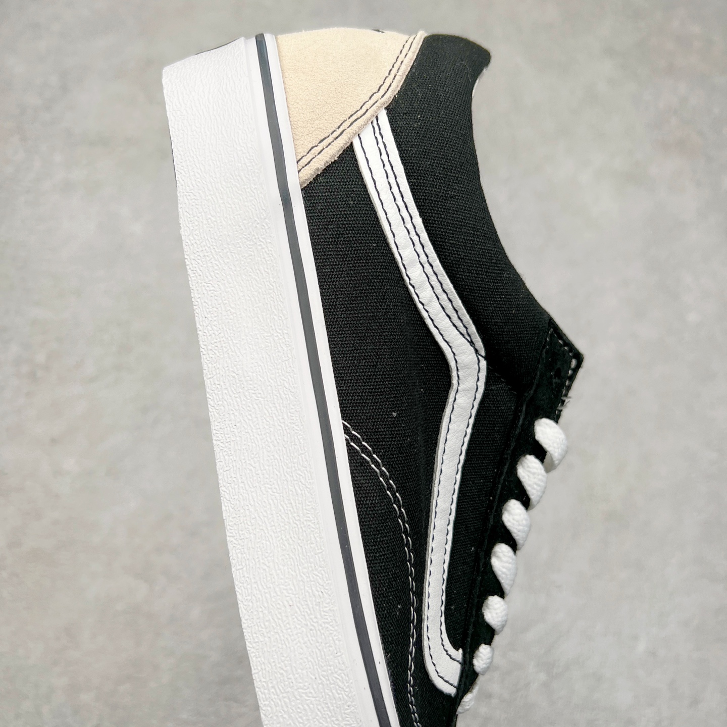图片[6]-＃特价福利 Vans Authentic 和平鸽 经典黑白帆布拼接低帮运动板鞋 货号：VN000CR5BPB1 尺码：35 36 36.5 37 38 38.5 39 40 40.5 41 42 42.5 43 44-选品中心