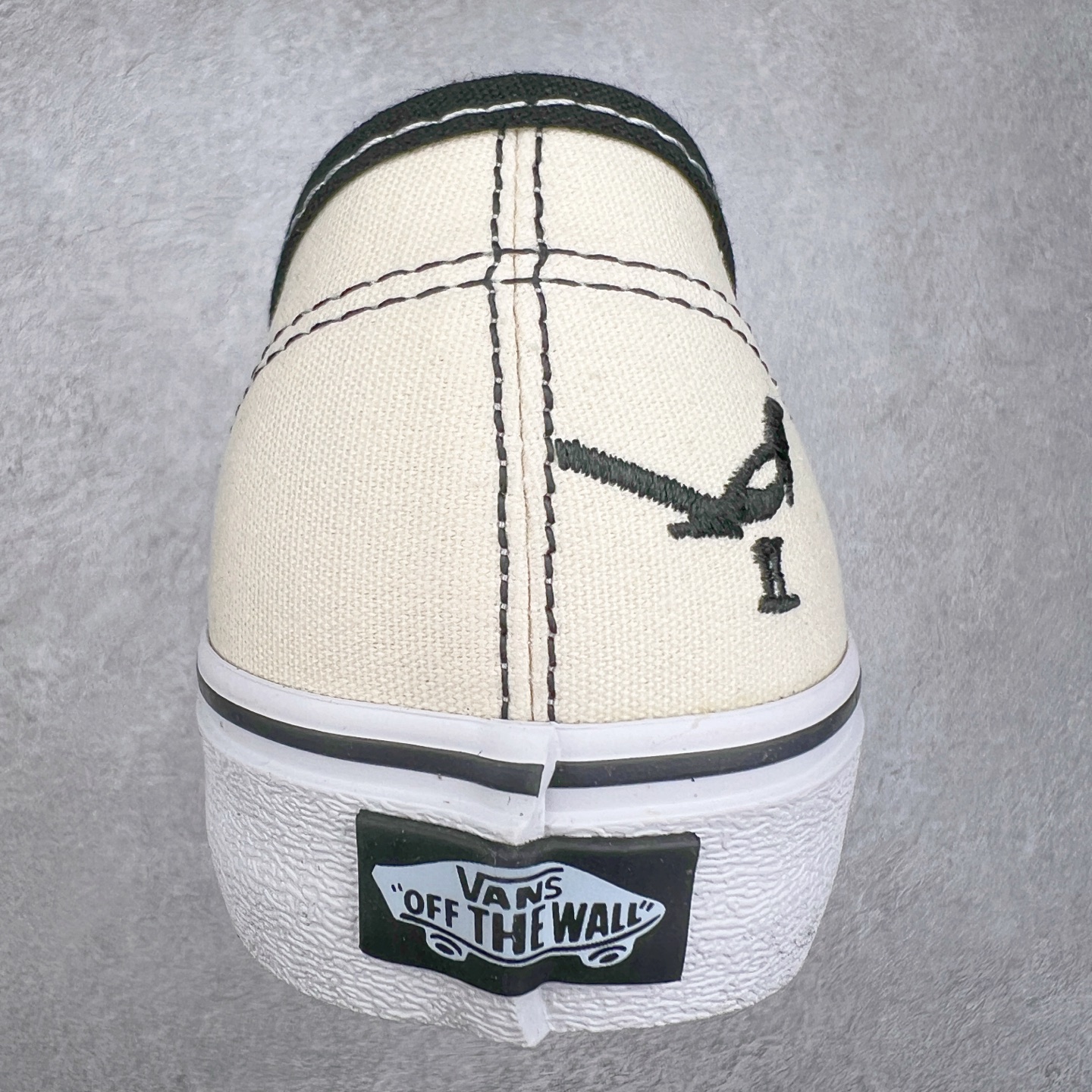 图片[8]-＃特价福利 Vans Authentic 和平鸽 经典黑白帆布拼接低帮运动板鞋 货号：VN000CR5BPB1 尺码：35 36 36.5 37 38 38.5 39 40 40.5 41 42 42.5 43 44-选品中心