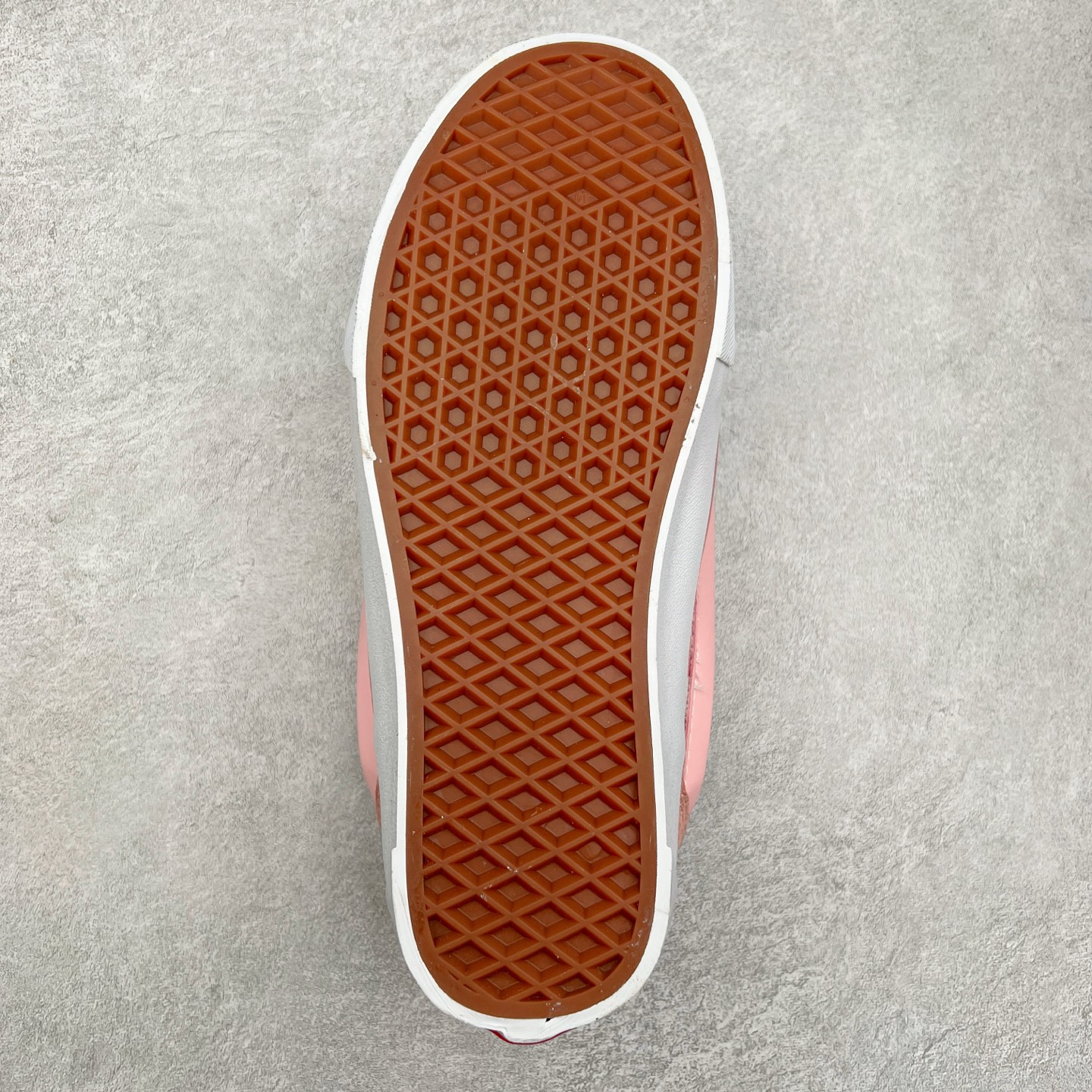 图片[9]-Vans Knu Skool 少女粉格 面包鞋 舒适时尚防滑耐磨低帮休闲板鞋 尺码：35 36 36.5 37 38 38.5 39 40 40.5 41 42 42.5 43 44-选品中心