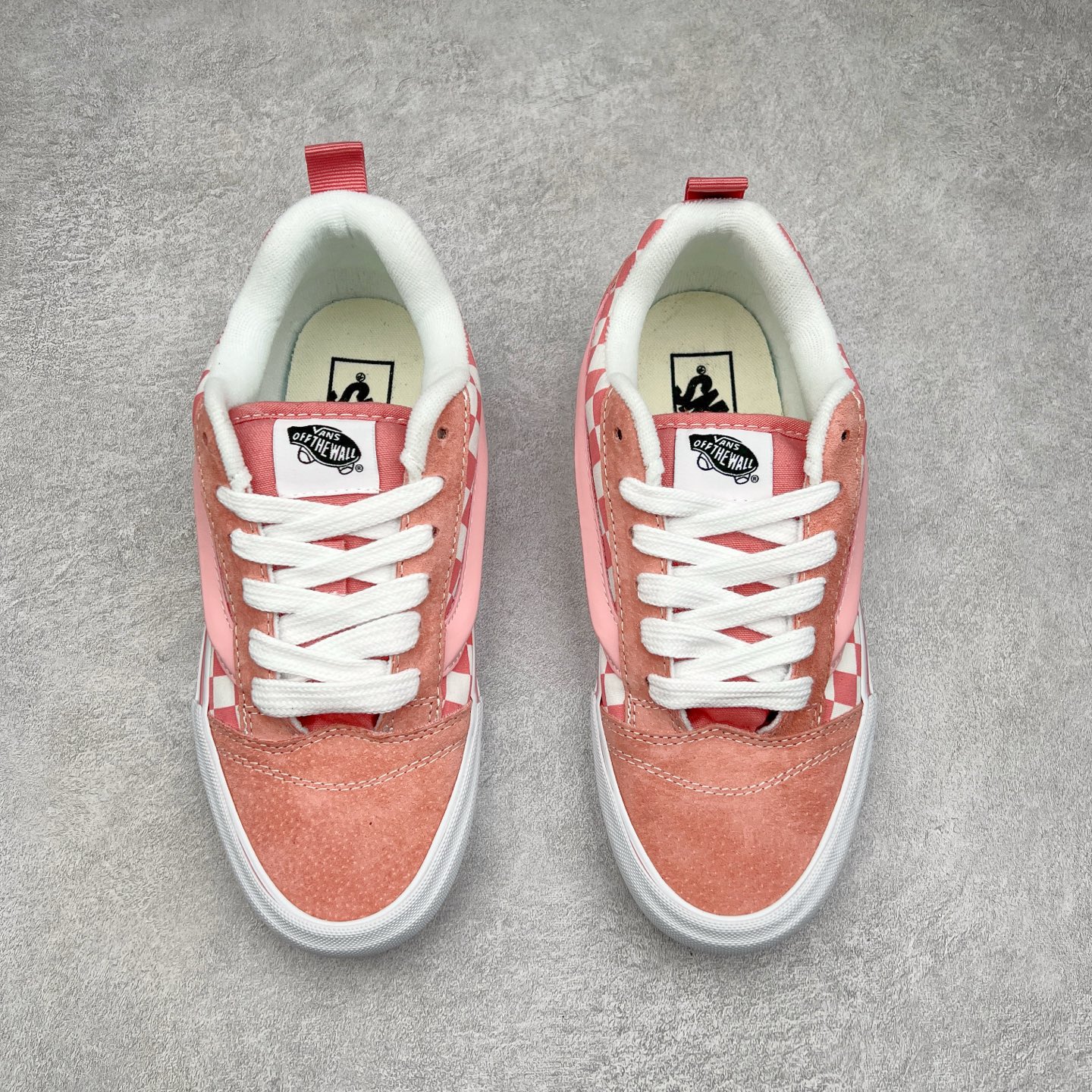 图片[2]-Vans Knu Skool 少女粉格 面包鞋 舒适时尚防滑耐磨低帮休闲板鞋 尺码：35 36 36.5 37 38 38.5 39 40 40.5 41 42 42.5 43 44-选品中心