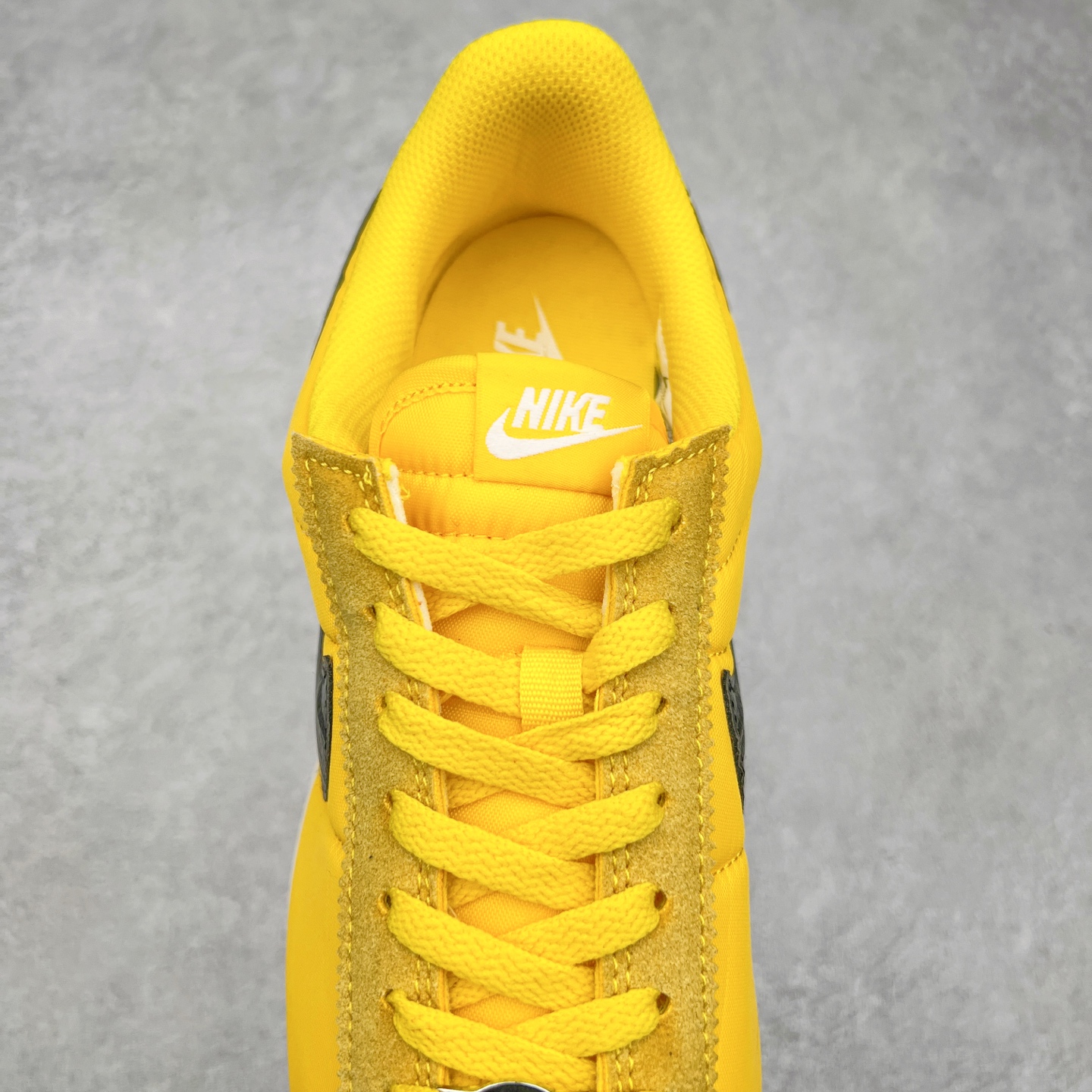 图片[5]-NK Classic Cortez Leather 阿甘复古初代皮革慢跑鞋 实体平台指令订单 全套原纸板楦头开发 原厂数据大底磨具 一比一鞋头弧度高度鞋身弧度 细节品控鞋型随意对比 正确烫金高频细节 公司级标准检验QC 区分市面一切版本 完美复刻阿甘复古鞋型 尺码：35.5 36 36.5 37.5 38 38.5 39 40 40.5 41 42 42.5 43 44 45-选品中心