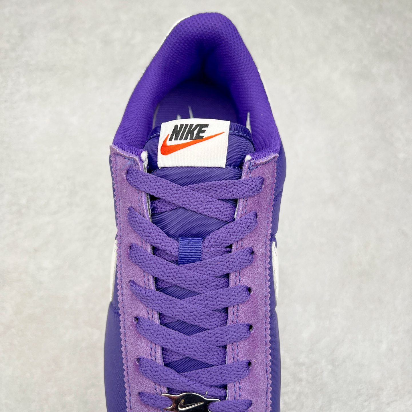 图片[5]-NK Classic Cortez Leather 阿甘复古初代皮革慢跑鞋 实体平台指令订单 全套原纸板楦头开发 原厂数据大底磨具 一比一鞋头弧度高度鞋身弧度 细节品控鞋型随意对比 正确烫金高频细节 公司级标准检验QC 区分市面一切版本 完美复刻阿甘复古鞋型 尺码：35.5 36 36.5 37.5 38 38.5 39 40 40.5 41 42 42.5 43 44 45-选品中心