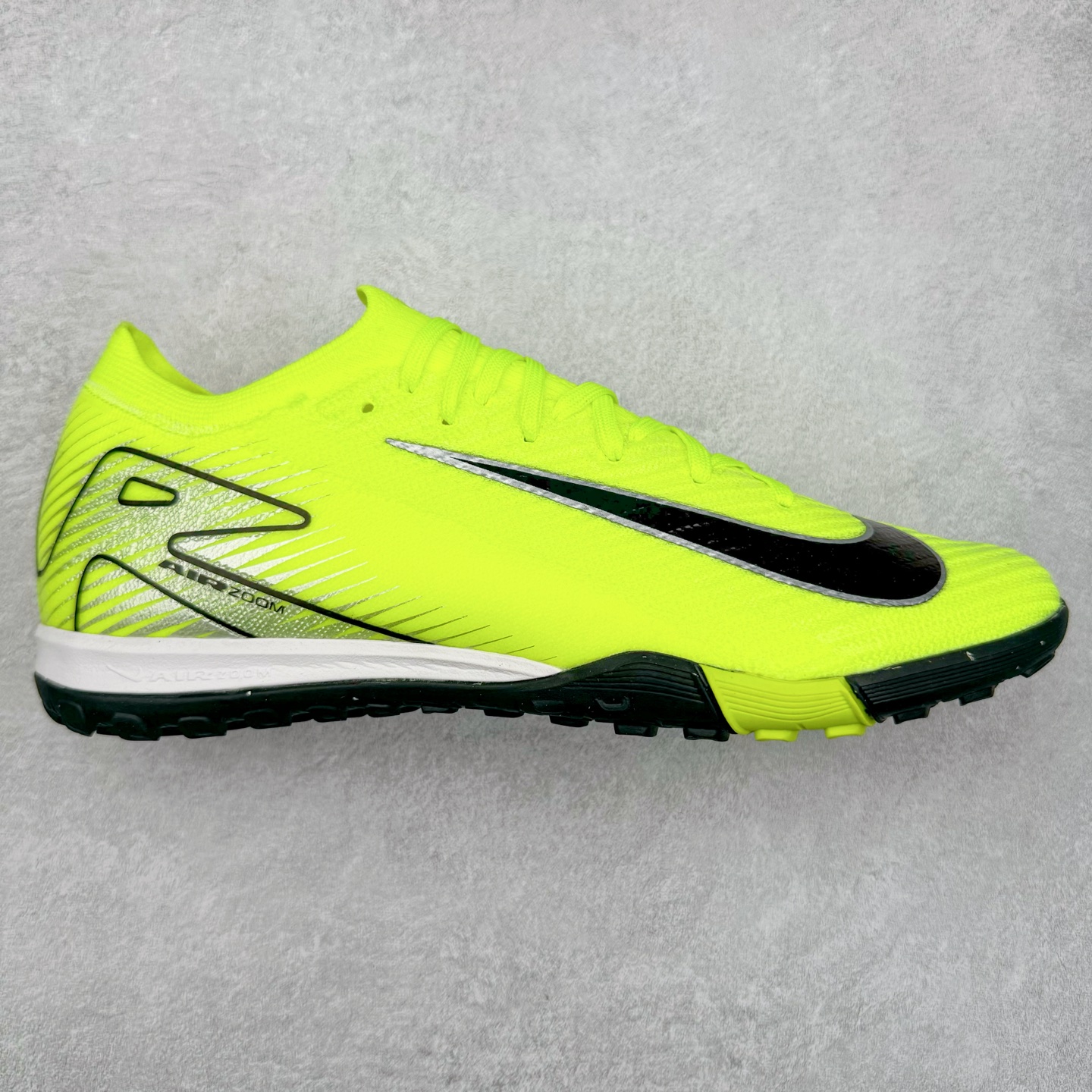 图片[3]-NK Mercurial Vapor Elite 刺客系列实战足球鞋 原代工厂出品 全进口机台生产设备 百分百采用优质原材料 严格按照工艺流程生产 确保每一双鞋都符合原厂标准 确保与原版无二 打造最纯粹的实战体验 高端的东西 品质全在细节里 全网品质最强足球鞋 没有之一（支持高强度实战）尺码：35 36 36.5 37.5 38 38.5 39 40 40.5 41 42 42.5 43 44 44.5 45-选品中心