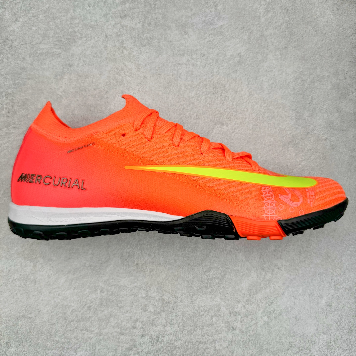 图片[5]-NK Mercurial Vapor Elite 刺客系列实战足球鞋 原代工厂出品 全进口机台生产设备 百分百采用优质原材料 严格按照工艺流程生产 确保每一双鞋都符合原厂标准 确保与原版无二 打造最纯粹的实战体验 高端的东西 品质全在细节里 全网品质最强足球鞋 没有之一（支持高强度实战）尺码：35 36 36.5 37.5 38 38.5 39 40 40.5 41 42 42.5 43 44 44.5 45-选品中心