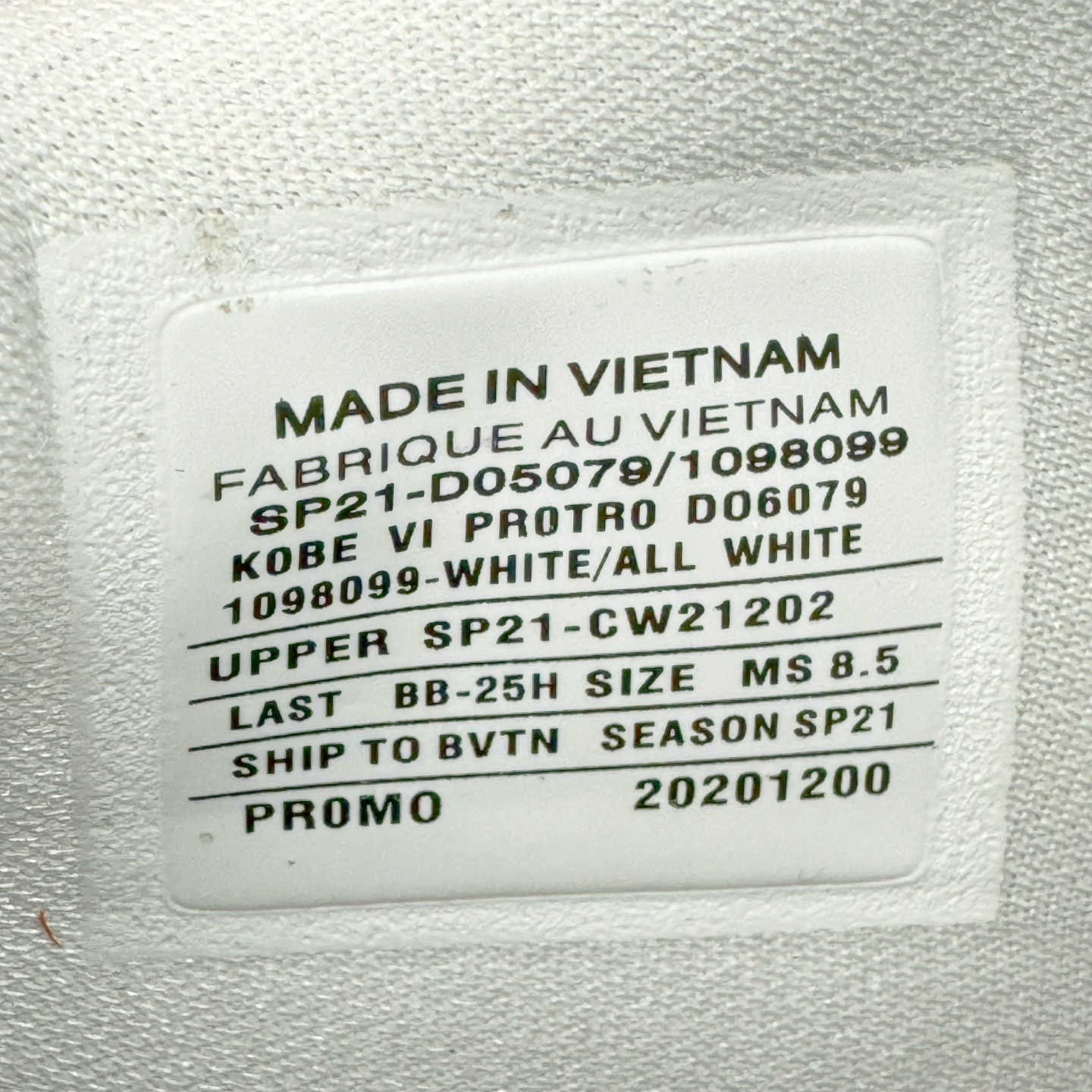 图片[10]-＃Star NK Zoom Kobe 6 Protro 科比六代 纯白白龙 DO5079-021 圈内顶级批次 完美复刻公司货 前掌超大Zoom Turbo气垫 后掌EVA缓震 真正的原汁原味 还原ZP脚感 全身鞋材卡料色独家定制 唯一正确喷漆工艺Swoosh 正确凹凸蛇鳞工艺 正确鞋面渐变效果 内全置真动飞态线 独立原厂模具 最大尺码达到48.5码 首批不拼图大几率过验 亲测已过 支持各种高强度实战 无需担心 上脚价 补货周期极长 脚宽建议买大半码 科比系列前掌偏窄 不影响二次销售 支持七天无理由退换 尺码：40 40.5 41 42 42.5 43 44 44.5 45 45.5 46 47.5 48.5-选品中心