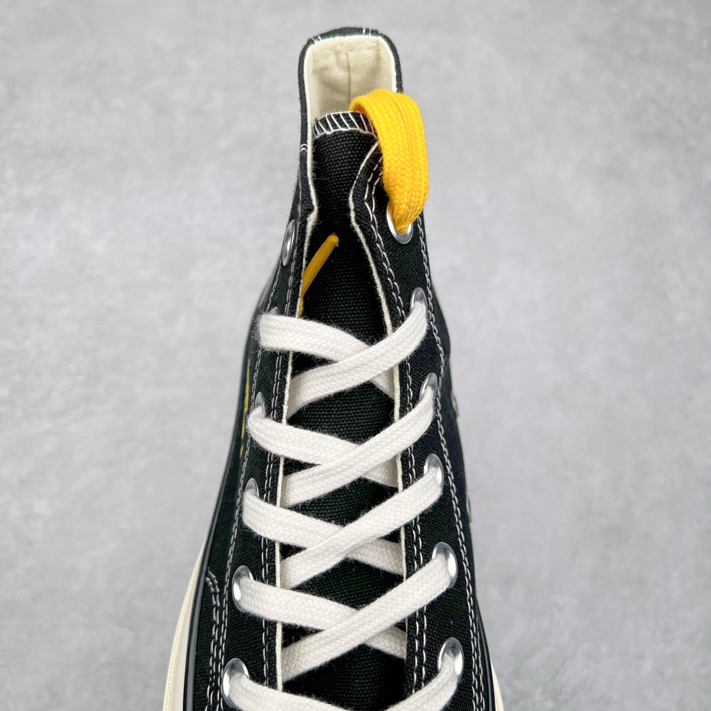 图片[5]-匡威 x《哪吒之魔童闹海》联名🔥 【王源同款】 匡威《哪吒之魔童闹海》联名 Chuck 1970s经典男女复古高帮帆布鞋 【国潮炸街新宠】匡威 x《哪吒之魔童闹海》联名 Chuck 70 双生灵魂鞋款！🔥 魔丸哪吒VS灵珠哪吒分饰两侧，双面设计演绎正邪对决，附赠金黄鞋带呼应乾坤圈，一鞋解锁两种叛逆态度！OrthoLite鞋垫踩感绵软，高帮经典百搭，配工装裤酷飒出街，换裙装秒变国风潮人#国潮联名 #匡威哪吒限定 尺码：35 36 36.5 37 37.5 38 39 39.5 40 41 41.5 42 42.5 43 44-选品中心