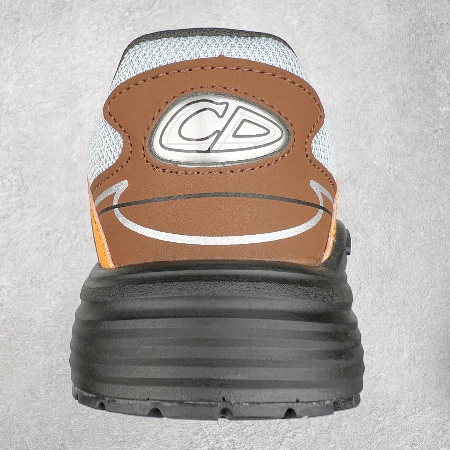 图片[8]-＃福利特价 Dior B30 迪奥网眼织物低帮运动休闲鞋 该款系列采用黑网色眼织物白和色科技料面精心制 作饰以反光“CD30”图形标志 外格轻盈的刻雕效果橡胶鞋搭底配标志性点的缀提升格调 内弹部力细节塑造想理的舒适穿着体验可与各休式闲造型配搭 彰显尚时现代的运风动范 尺码：36 37 35 39 40 41 42 43 44 45-选品中心