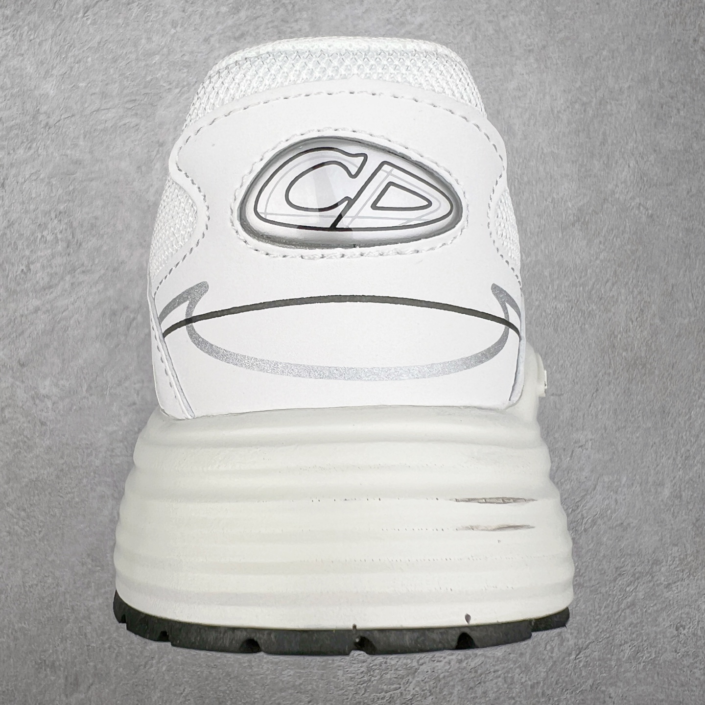 图片[8]-＃福利特价 Dior B30 迪奥网眼织物低帮运动休闲鞋 该款系列采用黑网色眼织物白和色科技料面精心制 作饰以反光“CD30”图形标志 外格轻盈的刻雕效果橡胶鞋搭底配标志性点的缀提升格调 内弹部力细节塑造想理的舒适穿着体验可与各休式闲造型配搭 彰显尚时现代的运风动范 尺码：36 37 35 39 40 41 42 43 44 45-选品中心