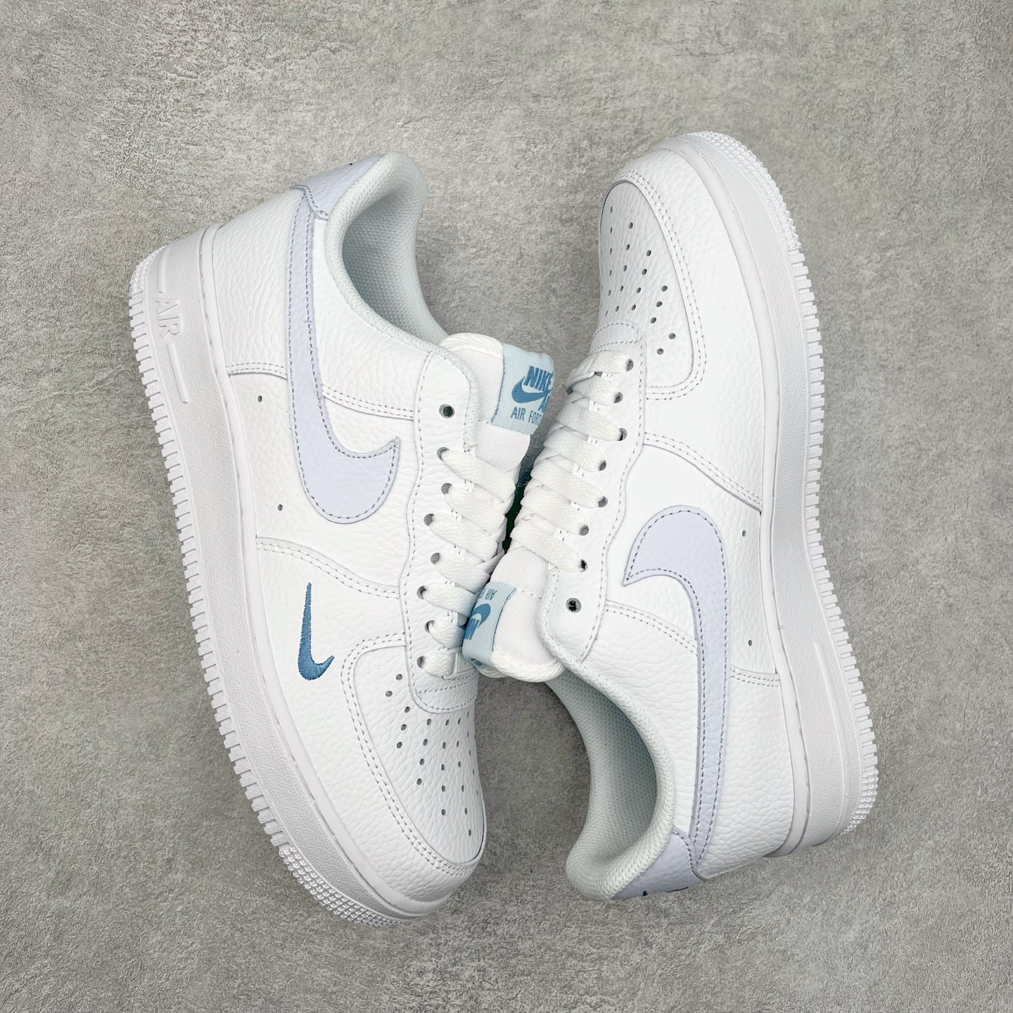 图片[3]-NK Air Force 1´07 Low 空军一号低帮百搭休闲运动板鞋 HV2511-100 柔软、弹性十足的缓震性能和出色的中底设计 横跨复古与现代的外型结合 造就出风靡全球 三十多年的Force 1 直到今天还深受青睐 尺码：36 36.5 37.5 38 38.5 39 40 40.5 41 42 42.5 43 44 44.5 45-选品中心