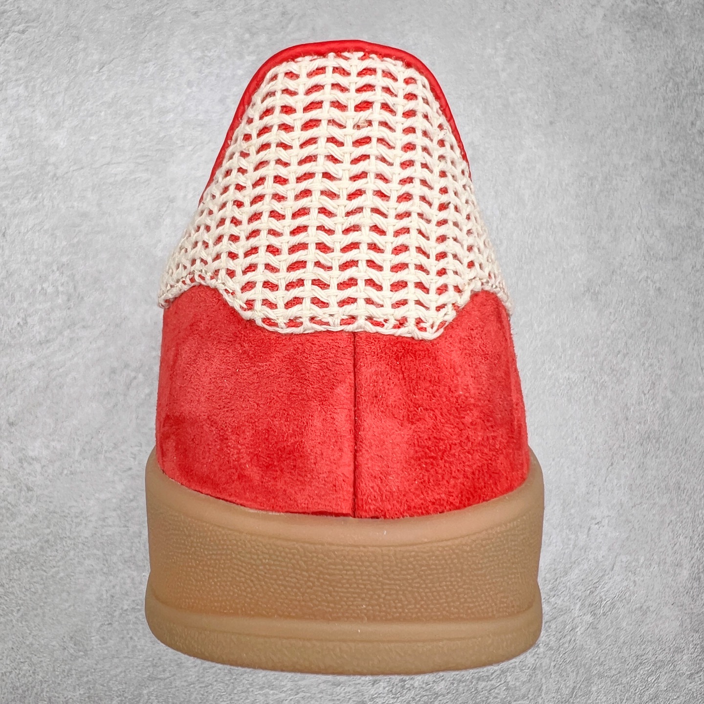 图片[8]-AD Gazelle Indoor Trainers 羚羊内训系列低帮复古百搭休闲运动德训风板鞋 JI2756 90年代经典的复刻版！自60年代以足球训练鞋面世以来,Gazelle就以其经典设计席卷全球。1991年版本的复刻,再造经典Gazelle。采用皮革打造,搭配浊色细节,让这款经典更加简约。尺码：36 36⅔ 37⅓ 38 38⅔ 39⅓ 40 40⅔ 41⅓ 42 42⅔ 43⅓ 44 45-选品中心