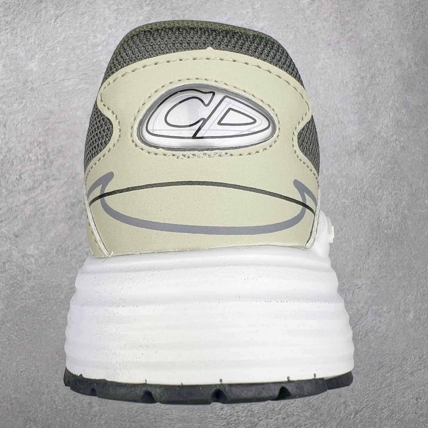 图片[8]-＃福利特价 Dior B30 迪奥网眼织物低帮运动休闲鞋 该款系列采用黑网色眼织物白和色科技料面精心制 作饰以反光“CD30”图形标志 外格轻盈的刻雕效果橡胶鞋搭底配标志性点的缀提升格调 内弹部力细节塑造想理的舒适穿着体验可与各休式闲造型配搭 彰显尚时现代的运风动范 尺码：36 37 35 39 40 41 42 43 44 45-选品中心