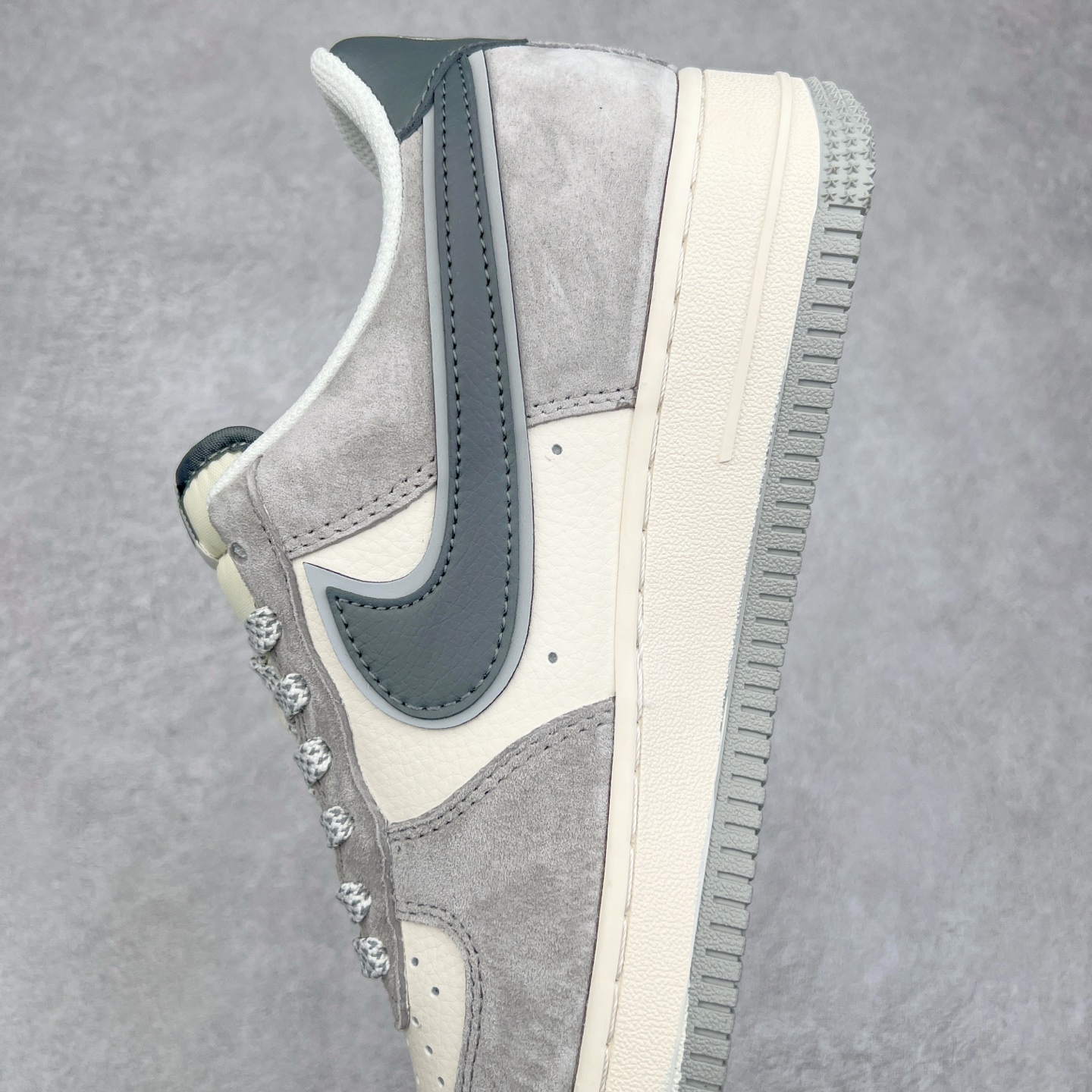 图片[7]-NK Air Force 1´07 Low 空军一号低帮百搭休闲运动板鞋 XZ6188-760 柔软、弹性十足的缓震性能和出色的中底设计 横跨复古与现代的外型结合 造就出风靡全球 三十多年的Force 1 直到今天还深受青睐 尺码：36 36.5 37.5 38 38.5 39 40 40.5 41 42 42.5 43 44 44.5 45-选品中心