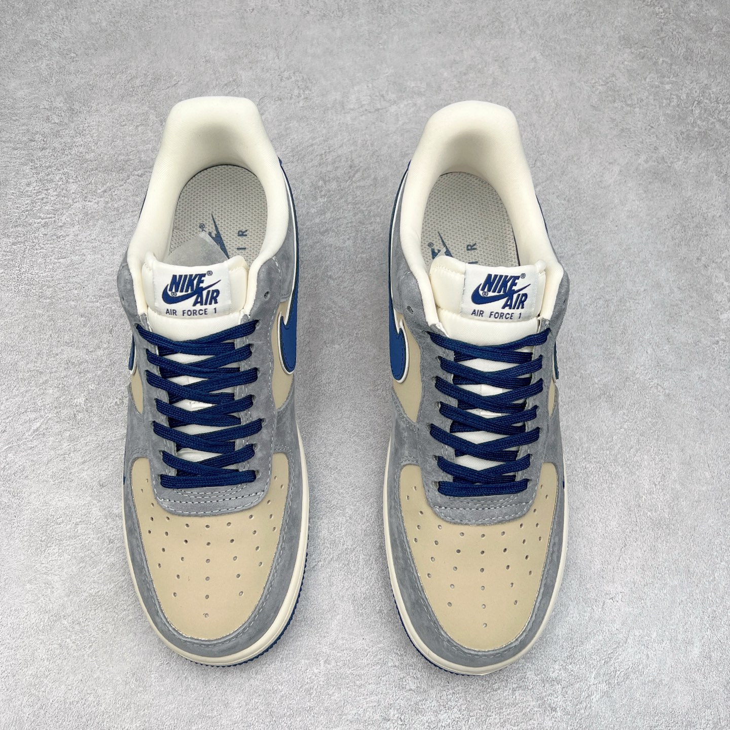 图片[2]-NK Air Force 1´07 Low 空军一号低帮百搭休闲运动板鞋 KK1988-045 柔软、弹性十足的缓震性能和出色的中底设计 横跨复古与现代的外型结合 造就出风靡全球 三十多年的Force 1 直到今天还深受青睐 尺码：36 36.5 37.5 38 38.5 39 40 40.5 41 42 42.5 43 44 44.5 45-选品中心