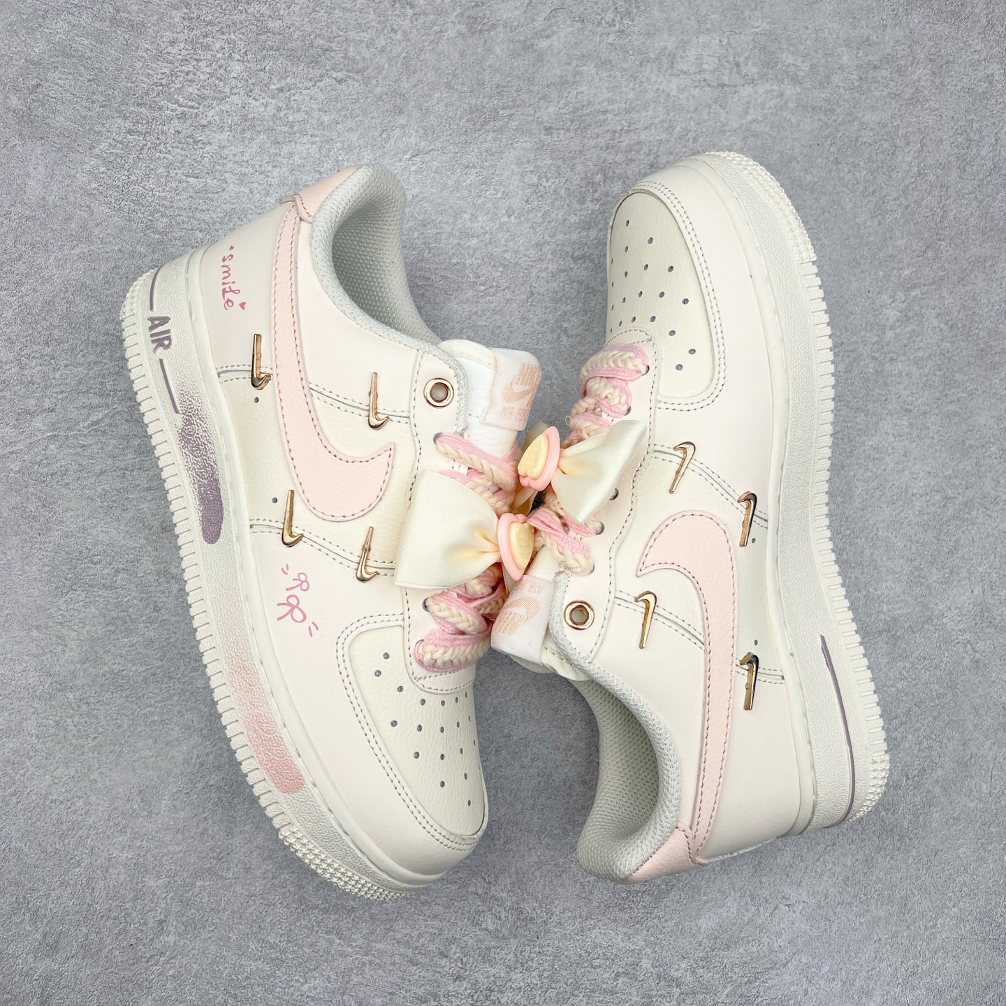 图片[3]-NK Air Force 1´07 Low 空军一号低帮百搭休闲运动板鞋 FC1122-333 柔软、弹性十足的缓震性能和出色的中底设计 横跨复古与现代的外型结合 造就出风靡全球 三十多年的Force 1 直到今天还深受青睐 尺码：36 36.5 37.5 38 38.5 39 40 40.5 41 42 42.5 43 44 44.5 45-选品中心