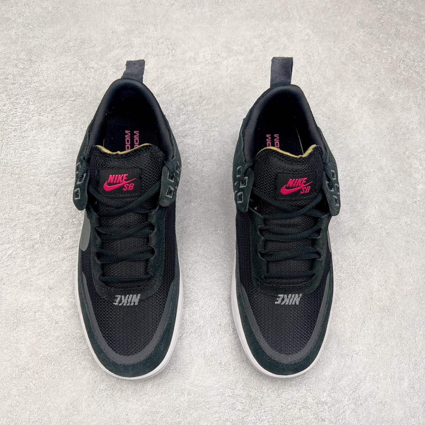 图片[2]-NK SB Day One 低帮休闲板鞋 FN4210-002 鞋款搭载Air Zoom缓震气垫，采用包边结构工艺轻盈柔韧，缔造非凡触板感。织物材料，舒适出众 翻毛皮覆面经久耐穿，塑就挚爱踢板体验。尺码：35.5 36 36.5 37.5 38 38.5 39 40 40.5 41 42 42.5 43 44 44.5 45-选品中心