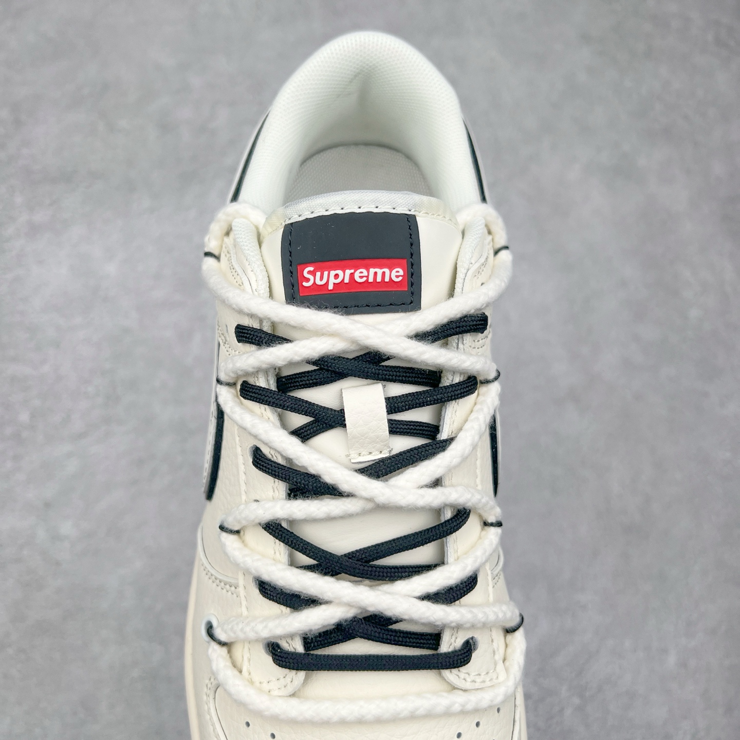 图片[5]-NK Dunk Low 定制配色 YX5066-259 大厂出品 极力推荐 原装头层材料 独家版型蒸餾加工帶來的是更好的视觉和脚感体验大厂纯原品质出货 清洁度 电绣工艺 皮料切割干净无任何毛边 细节完美 尺码：36 36.5 37.5 38 38.5 39 40 40.5 41 42 42.5 43 44 44.5 45-选品中心