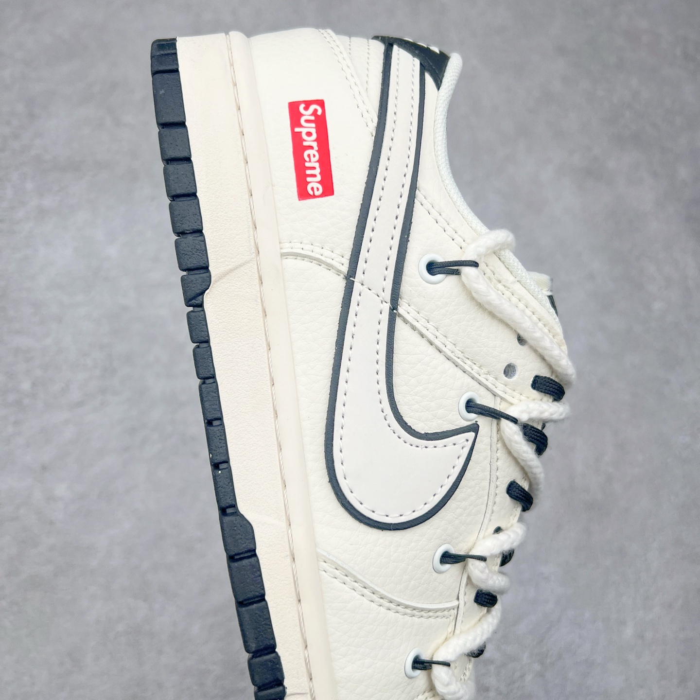 图片[6]-NK Dunk Low 定制配色 YX5066-259 大厂出品 极力推荐 原装头层材料 独家版型蒸餾加工帶來的是更好的视觉和脚感体验大厂纯原品质出货 清洁度 电绣工艺 皮料切割干净无任何毛边 细节完美 尺码：36 36.5 37.5 38 38.5 39 40 40.5 41 42 42.5 43 44 44.5 45-选品中心