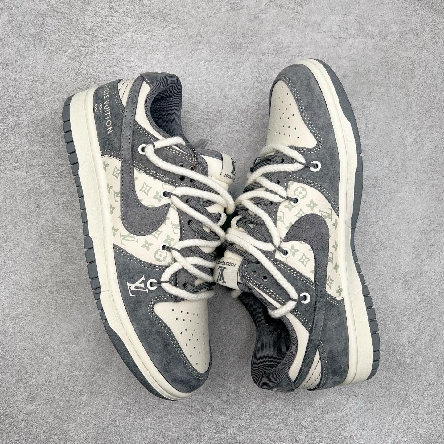 图片[3]-NK Dunk Low 定制配色 FC1688-138 大厂出品 极力推荐 原装头层材料 独家版型蒸餾加工帶來的是更好的视觉和脚感体验大厂纯原品质出货 清洁度 电绣工艺 皮料切割干净无任何毛边 细节完美 尺码：36 36.5 37.5 38 38.5 39 40 40.5 41 42 42.5 43 44 44.5 45-选品中心