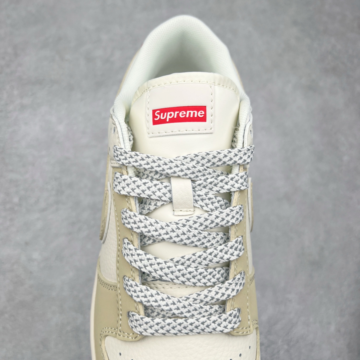 图片[5]-NK Dunk Low 定制配色 XS6089-506 大厂出品 极力推荐 原装头层材料 独家版型蒸餾加工帶來的是更好的视觉和脚感体验大厂纯原品质出货 清洁度 电绣工艺 皮料切割干净无任何毛边 细节完美 尺码：36 36.5 37.5 38 38.5 39 40 40.5 41 42 42.5 43 44 44.5 45-选品中心