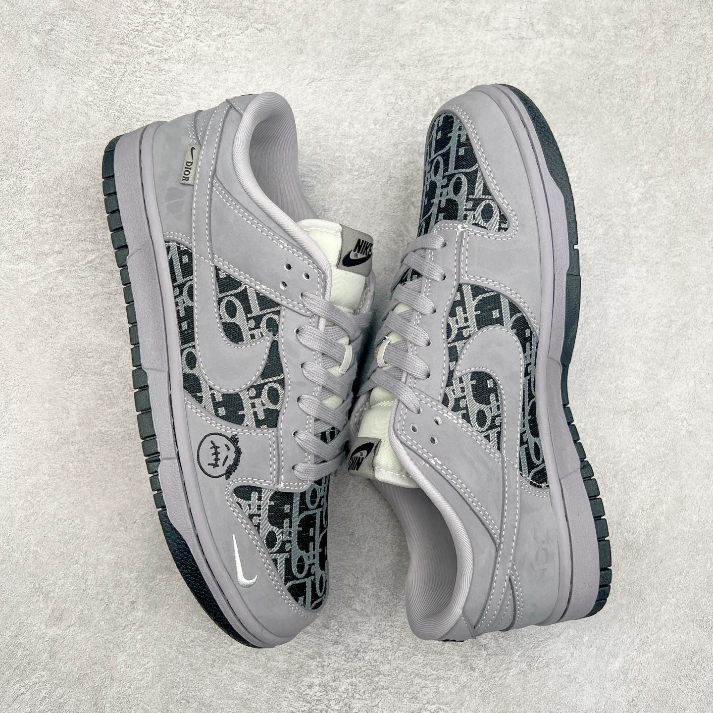 图片[3]-NK Dunk Low 定制配色 KK1333-029 大厂出品 极力推荐 原装头层材料 独家版型蒸餾加工帶來的是更好的视觉和脚感体验大厂纯原品质出货 清洁度 电绣工艺 皮料切割干净无任何毛边 细节完美 尺码：36 36.5 37.5 38 38.5 39 40 40.5 41 42 42.5 43 44 44.5 45-选品中心