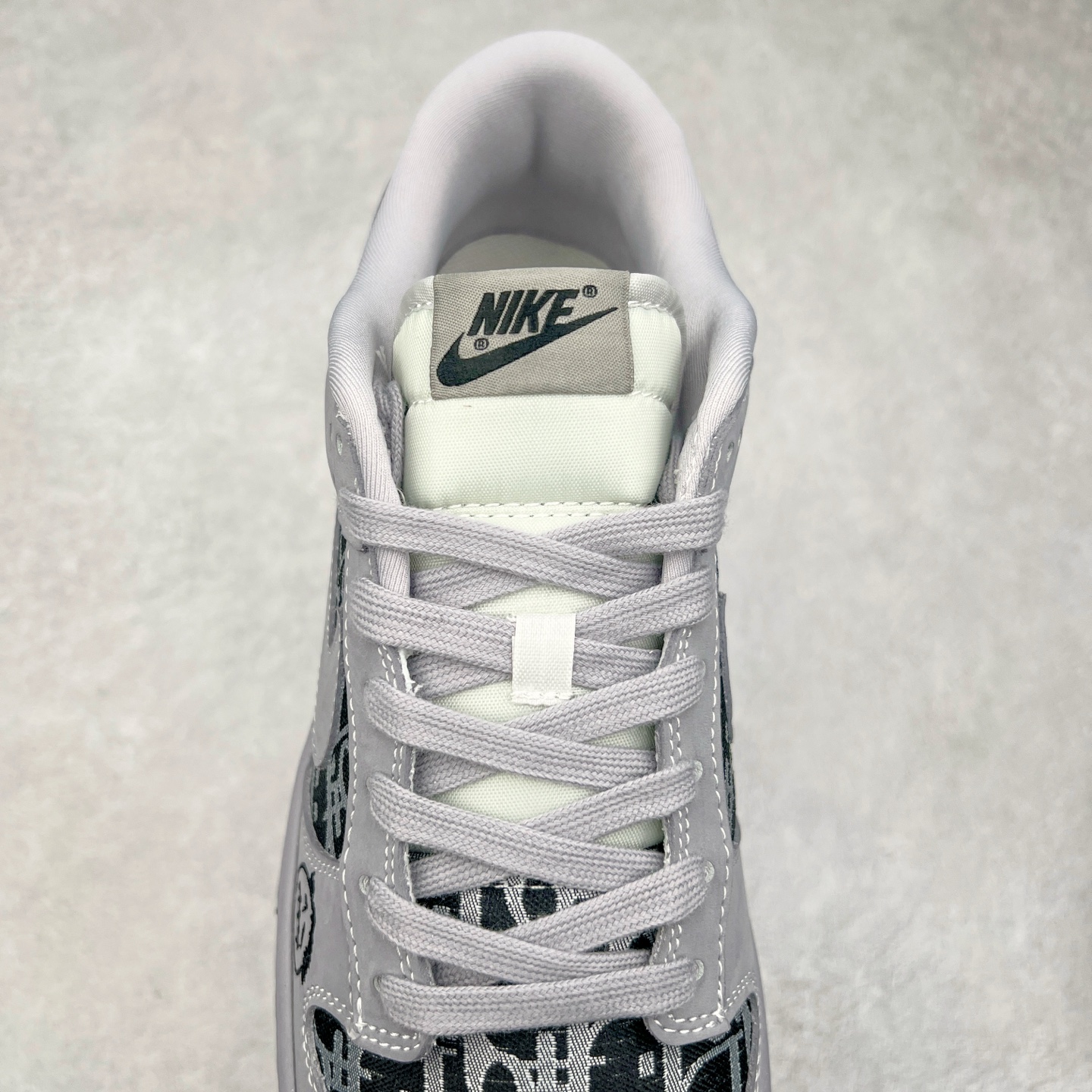 图片[5]-NK Dunk Low 定制配色 KK1333-029 大厂出品 极力推荐 原装头层材料 独家版型蒸餾加工帶來的是更好的视觉和脚感体验大厂纯原品质出货 清洁度 电绣工艺 皮料切割干净无任何毛边 细节完美 尺码：36 36.5 37.5 38 38.5 39 40 40.5 41 42 42.5 43 44 44.5 45-选品中心