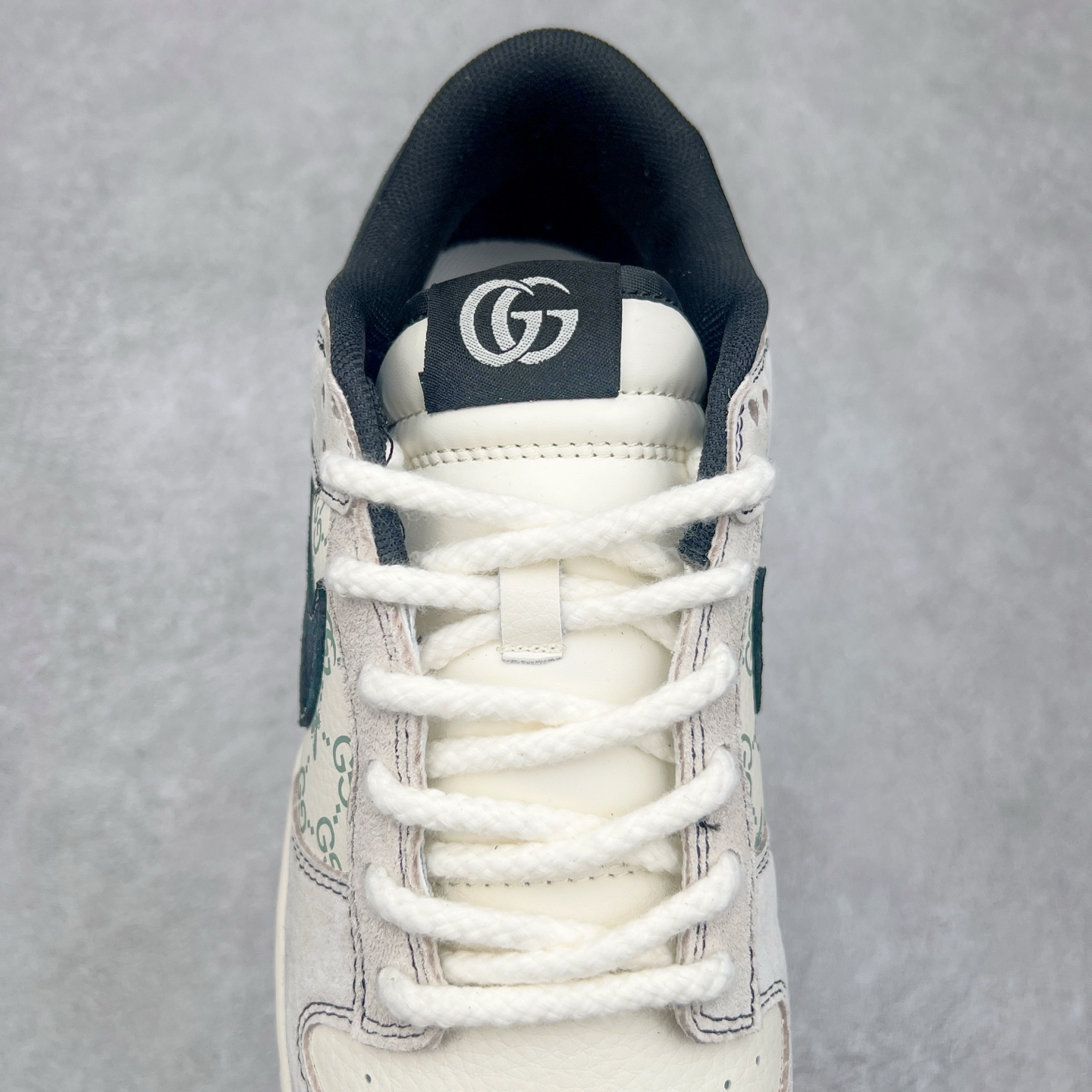 图片[5]-NK Dunk Low 定制配色 MM1089-029 大厂出品 极力推荐 原装头层材料 独家版型蒸餾加工帶來的是更好的视觉和脚感体验大厂纯原品质出货 清洁度 电绣工艺 皮料切割干净无任何毛边 细节完美 尺码：36 36.5 37.5 38 38.5 39 40 40.5 41 42 42.5 43 44 44.5 45-选品中心