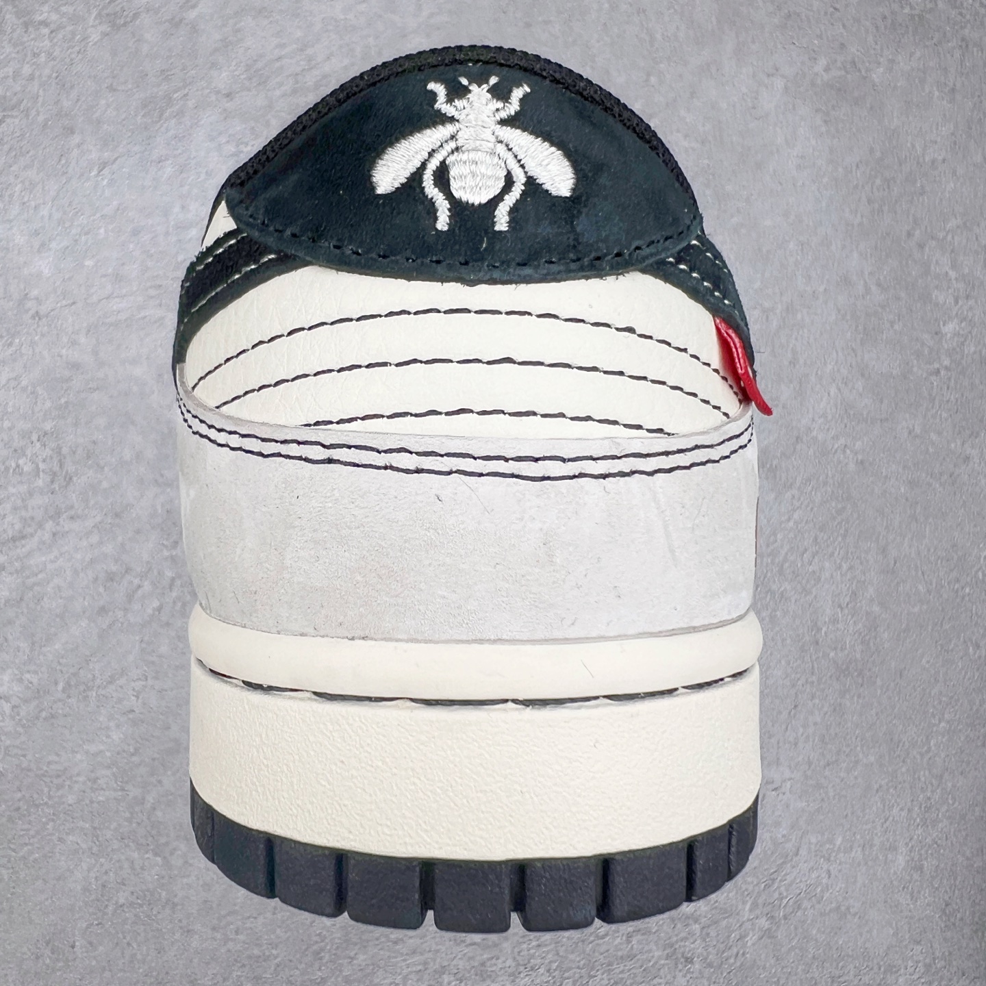 图片[8]-NK Dunk Low 定制配色 MM1089-029 大厂出品 极力推荐 原装头层材料 独家版型蒸餾加工帶來的是更好的视觉和脚感体验大厂纯原品质出货 清洁度 电绣工艺 皮料切割干净无任何毛边 细节完美 尺码：36 36.5 37.5 38 38.5 39 40 40.5 41 42 42.5 43 44 44.5 45-选品中心