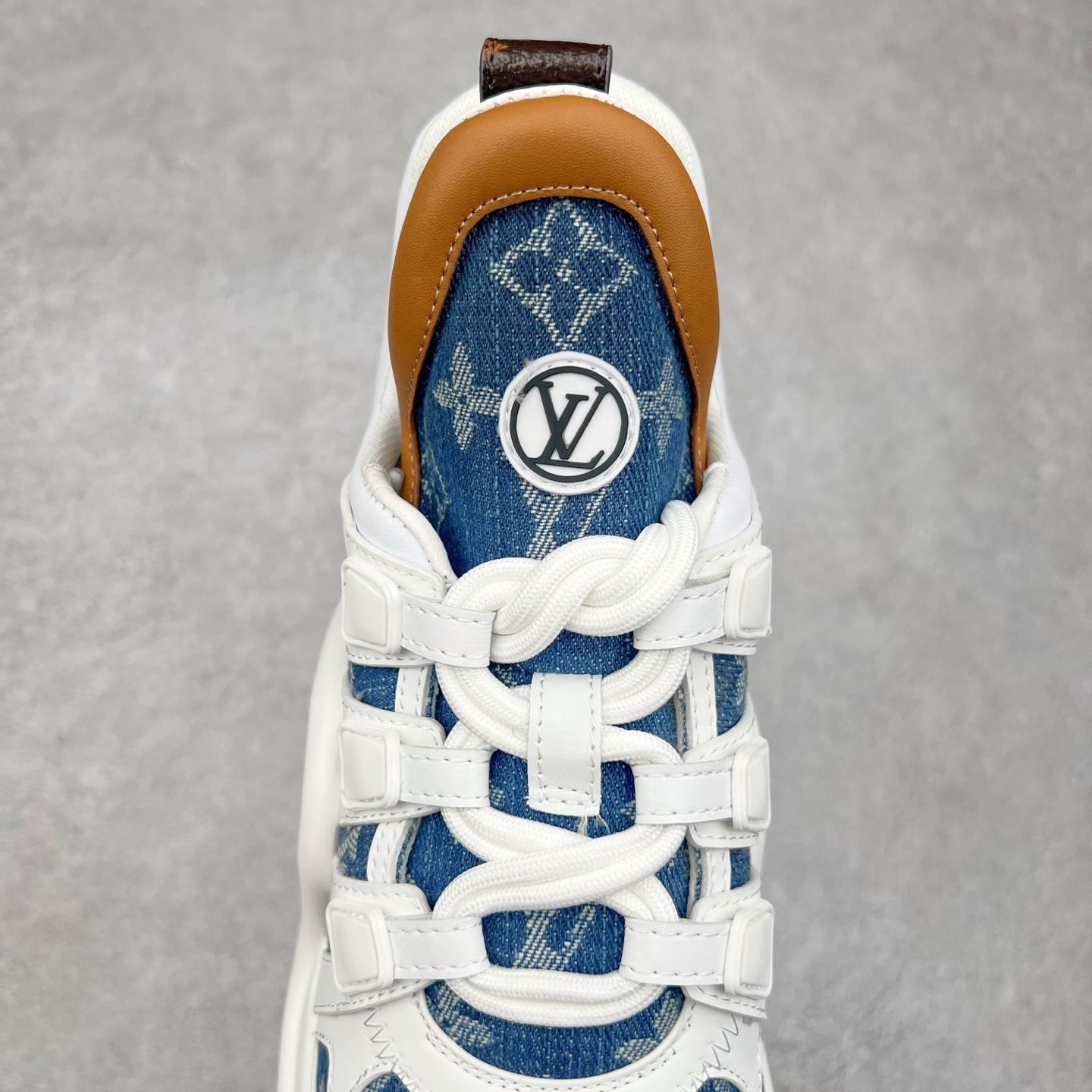 图片[5]-＃纯原福利 Louis Vuitton Archlight Sneakers lv真皮拼色减震运动弓型舞蹈复古走秀老爹运动鞋 升级2023原装配件5D效果礼盒及全套原装配件包装物#支持感应NFC官网跳转#雪梨形超软沙绒纸团+细节制造精品#采用头层小牛皮革饰片#独立开发TPU回弹中底#组合TPR耐磨外底#超软皮内里脚垫❗ 尺码：35-39-选品中心