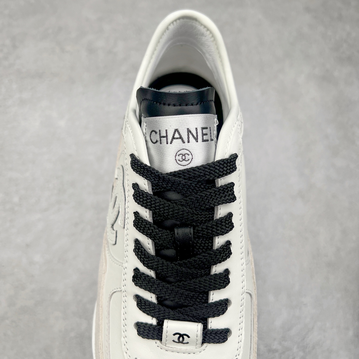 图片[5]-CHANEL香奈儿新款熊猫板鞋熊猫鞋 香奈儿2025ss火爆熊猫鞋🐼配色厚底休闲运动鞋板鞋✅ 【已有多位明星上脚】 专柜同步 专柜非常火爆 非常难买的一款鞋 全网最火的厚底熊猫鞋 可想而知小香控不可错过的 颜值与舒适并存的 简约百搭小白鞋 厚底**超级百搭，闭眼入😍谁穿谁好看 采用 ：小牛皮进口羊皮里TPU原版大底‼️ 尺码：35 36 37 38 39 40-选品中心