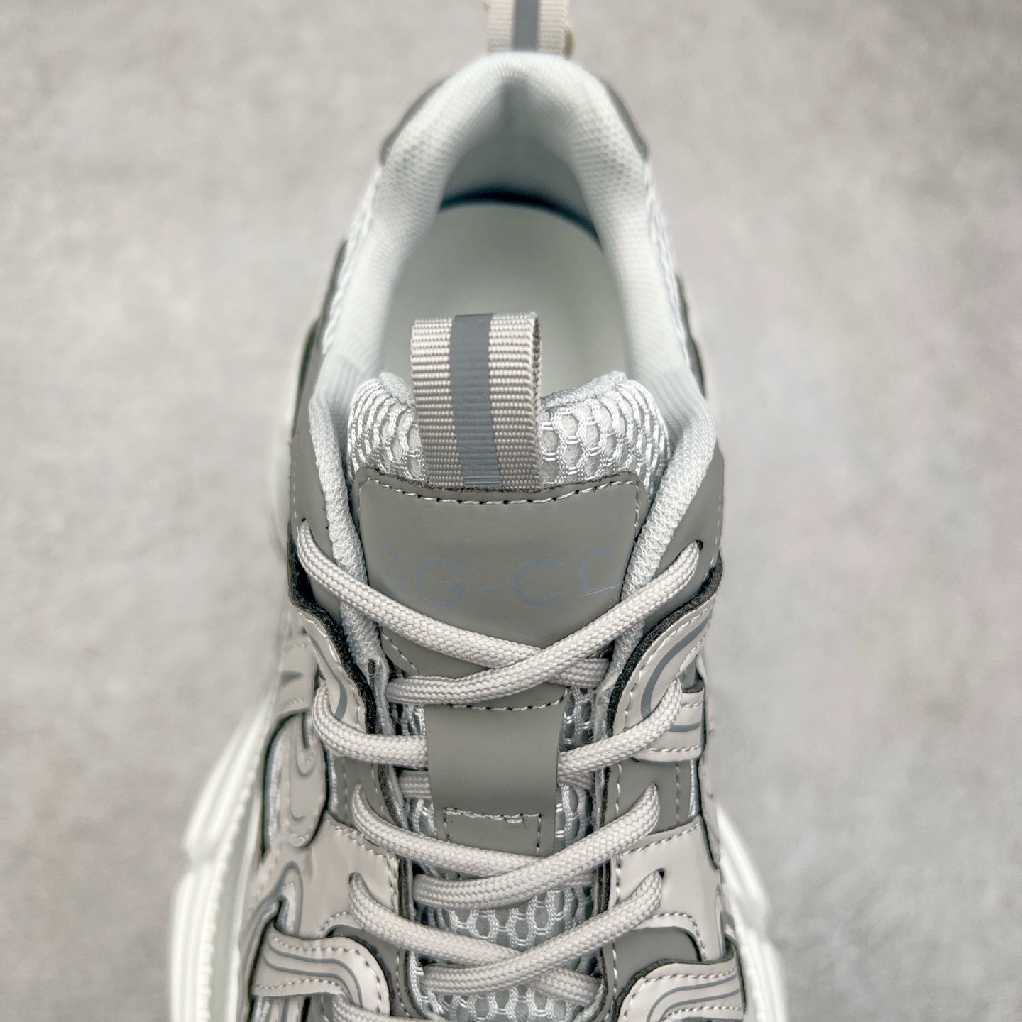 图片[5]-GG-CC Chunky Low白鹿同款独星球 2024新款GGCC低帮复古厚底增高老爹鞋 时髦look轻松定格 不费力展现率性氛围 原版正确大底 高档银盒 酷帅机能风不规则设计大底 8CM 增高厚底 大长腿既视感轻松拿捏 货号：G24X9833 尺码：35 36 37 38 39 40-选品中心