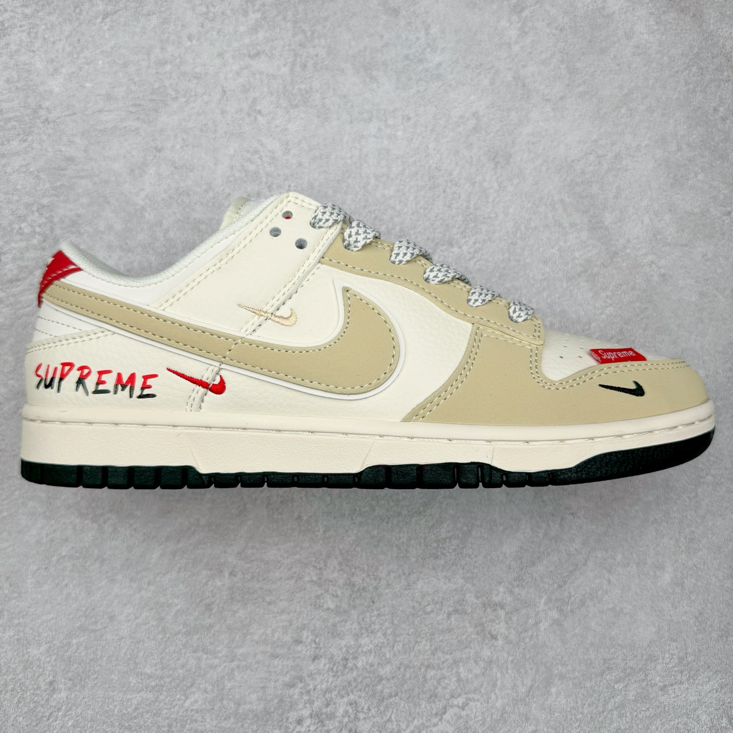 NK Dunk Low 定制配色 XS6089-506 大厂出品 极力推荐 原装头层材料 独家版型蒸餾加工帶來的是更好的视觉和脚感体验大厂纯原品质出货 清洁度 电绣工艺 皮料切割干净无任何毛边 细节完美 尺码：36 36.5 37.5 38 38.5 39 40 40.5 41 42 42.5 43 44 44.5 45-选品中心