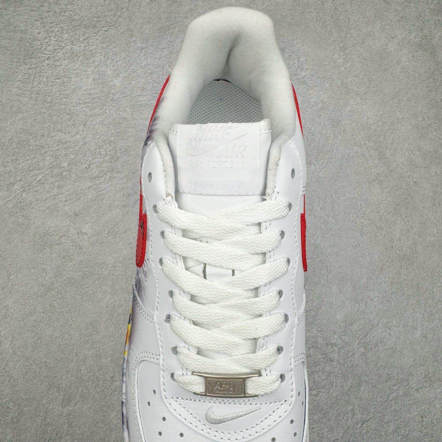 图片[5]-NK Air Force 1´07 Low 空军一号低帮百搭休闲运动板鞋 CU9225-101 柔软、弹性十足的缓震性能和出色的中底设计 横跨复古与现代的外型结合 造就出风靡全球 三十多年的Force 1 直到今天还深受青睐 尺码：36 36.5 37.5 38 38.5 39 40 40.5 41 42 42.5 43 44 44.5 45-选品中心