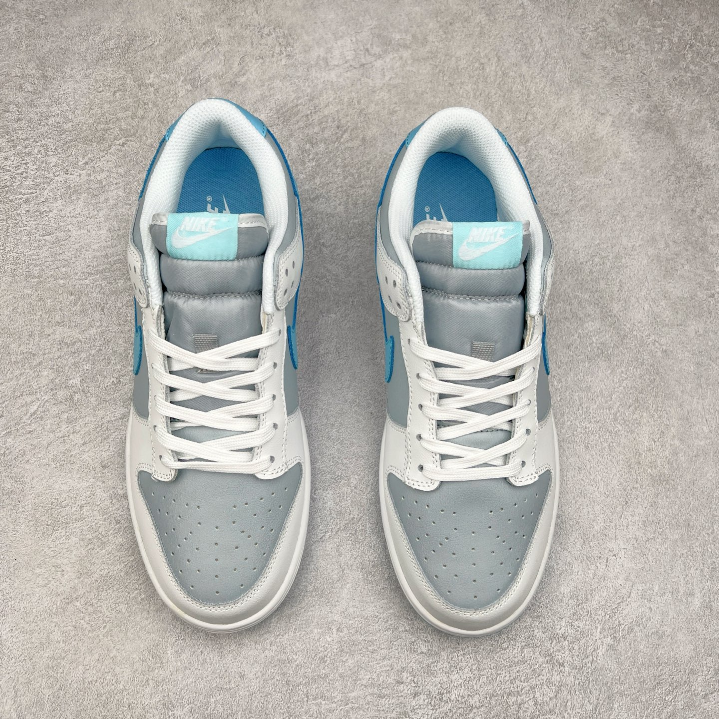 图片[2]-NK Dunk Low IB4503-072 全新支线性价比拉满 迎合行情定价 正确头层皮料 细节均购入原鞋校对开发 全套原纸板楦头加持 细节品控鞋型稳定 独家私模官方最新原厂磨具打造大底 鞋头坡度极致还原 原盒原配 玻璃冲刀 超高清洁度 全鞋零毛边皮料切割 正确中底布背胶中底布拉帮走线 尺码：36 36.5 37.5 38 38.5 39 40 40.5 41 42 42.5 43 44 44.5 45 46-选品中心