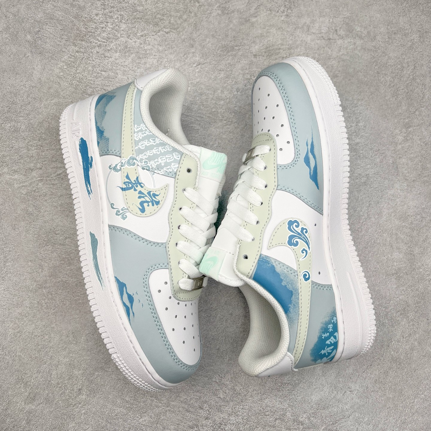 图片[3]-NK Air Force 1´07 Low 空军一号低帮百搭休闲运动板鞋 LJ2288-222 柔软、弹性十足的缓震性能和出色的中底设计 横跨复古与现代的外型结合 造就出风靡全球 三十多年的Force 1 直到今天还深受青睐 尺码：36 36.5 37.5 38 38.5 39 40 40.5 41 42 42.5 43 44 44.5 45-选品中心